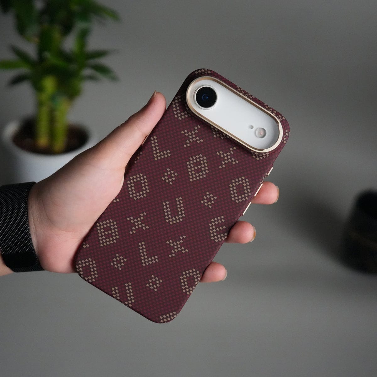 iPhone 17 Air Aramid Fiber Case | Slim MagSafe Cover | Maroon