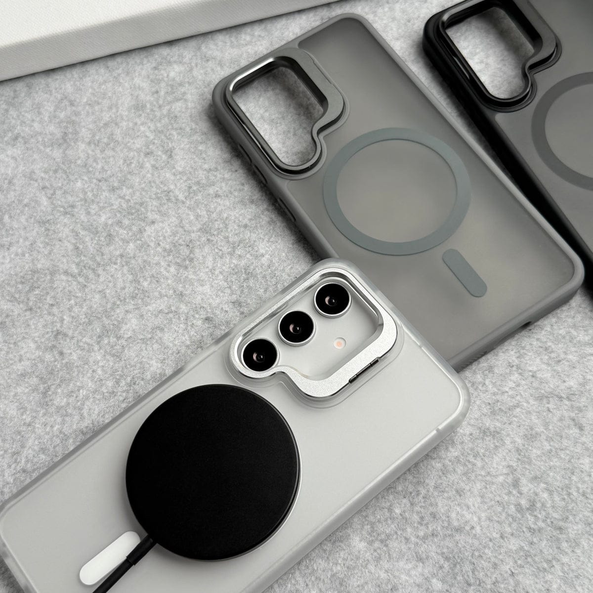 Samsung Galaxy S24 Smoke MagSafe Cover With Metal Camera Bump Kick Stand