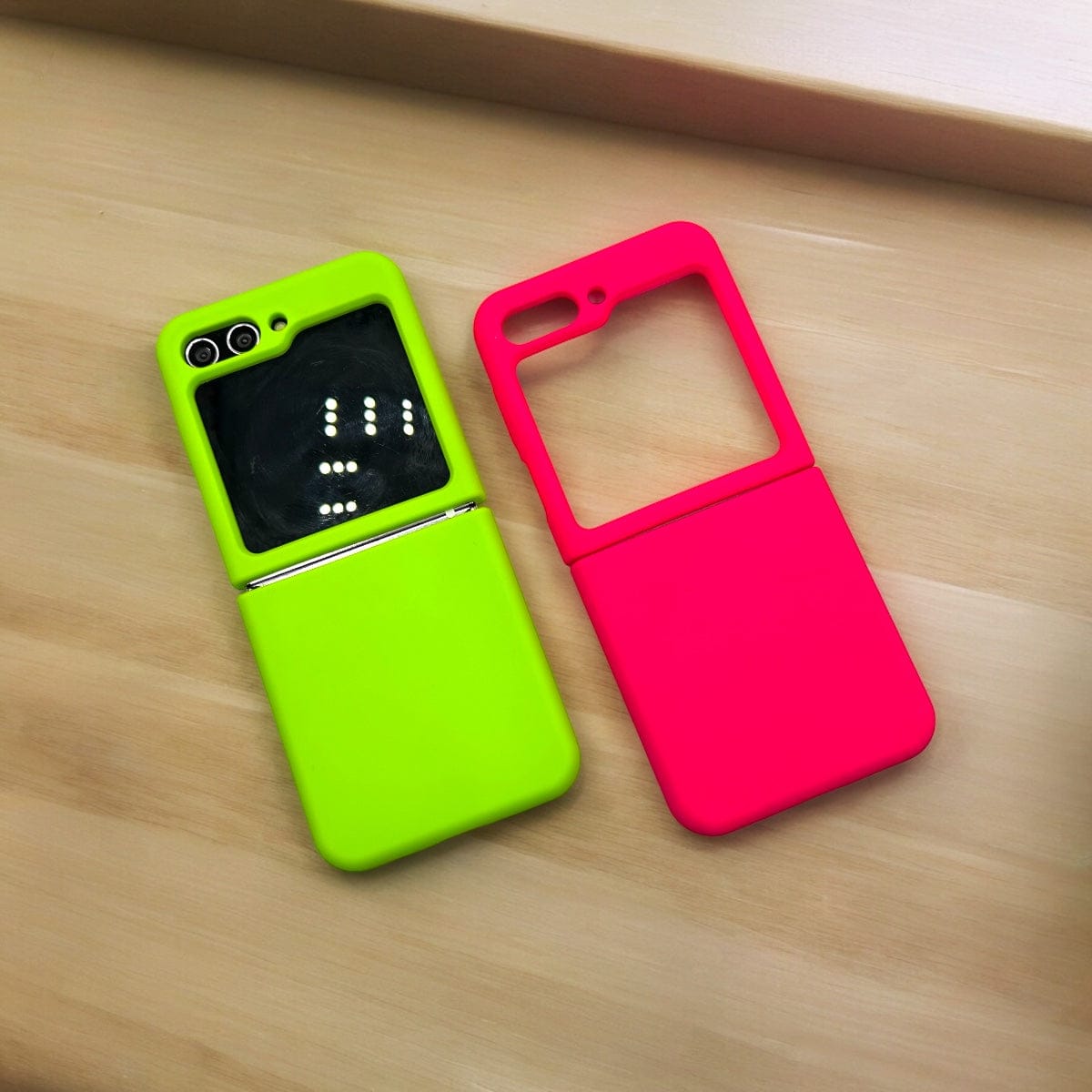 Samsung Galaxy Z Flip 7FE Neon Series Case Cover