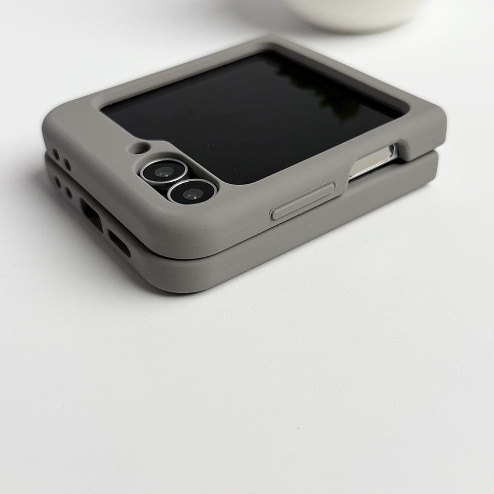 Samsung Galaxy Z Flip 7FE Smooth Premium Silicone Cover