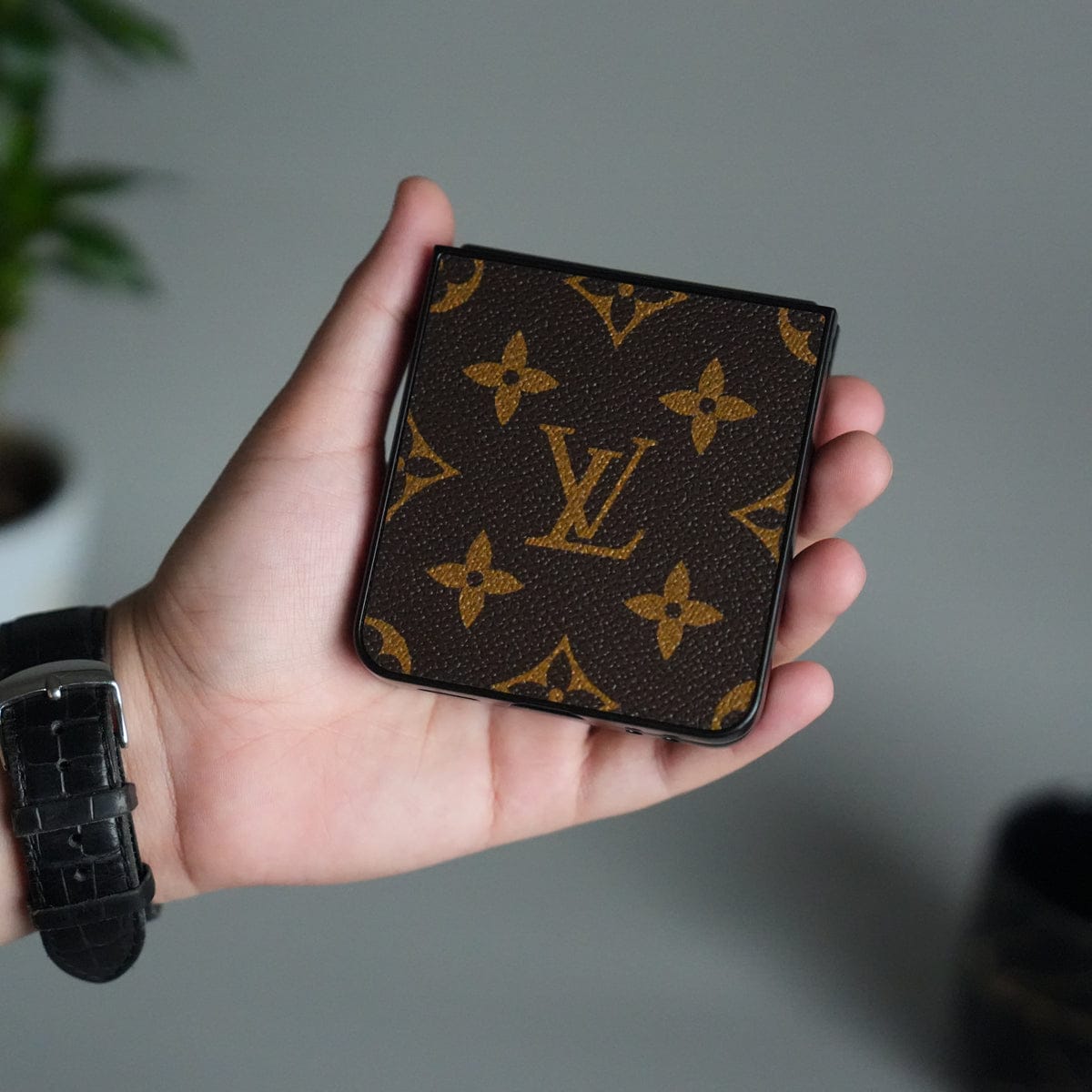 Galaxy Z Flip 7 Luxury GG Fashion Leather Brand Case Cover