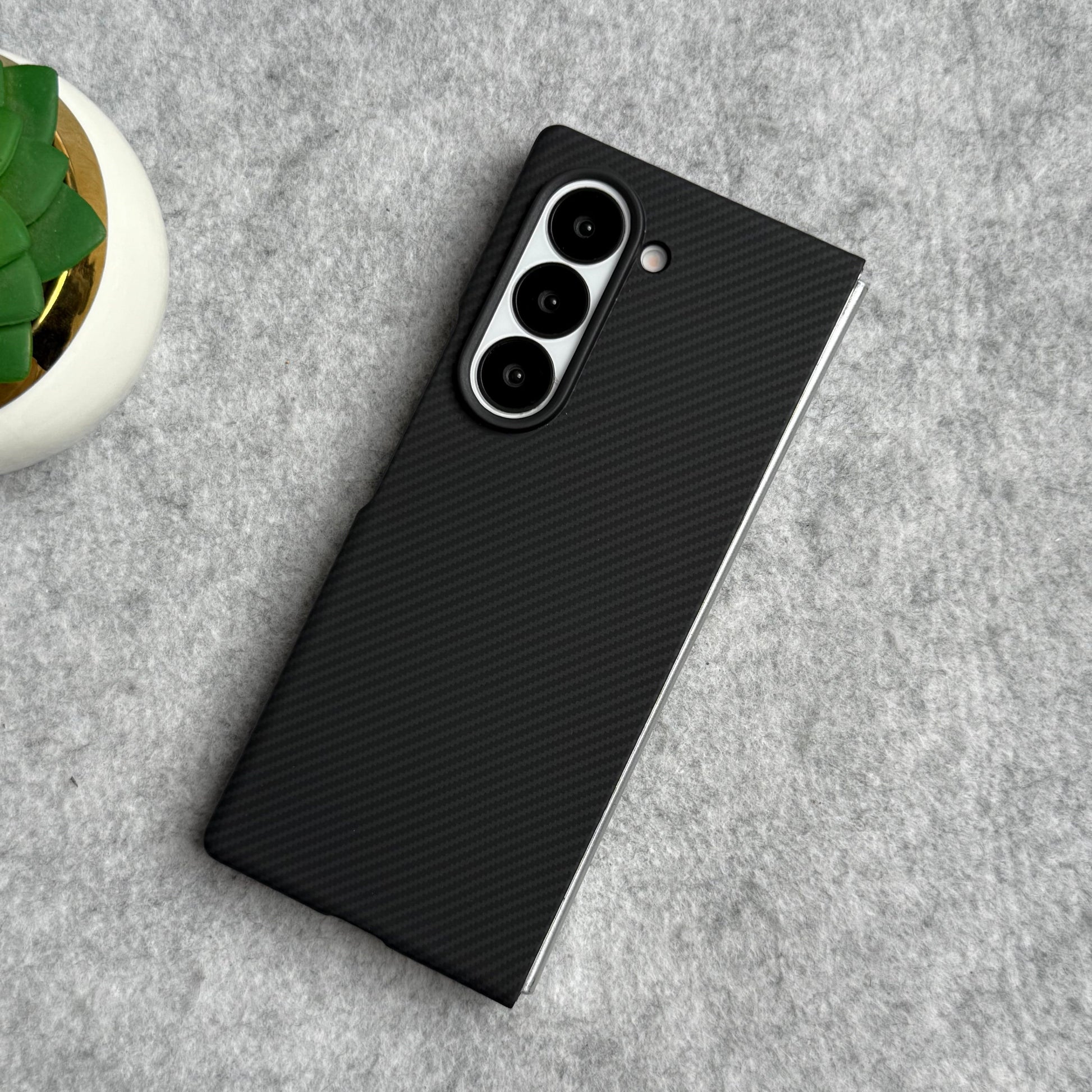 Samsung Galaxy Z Fold 6 Small Carbon Line Pattern Case Cover