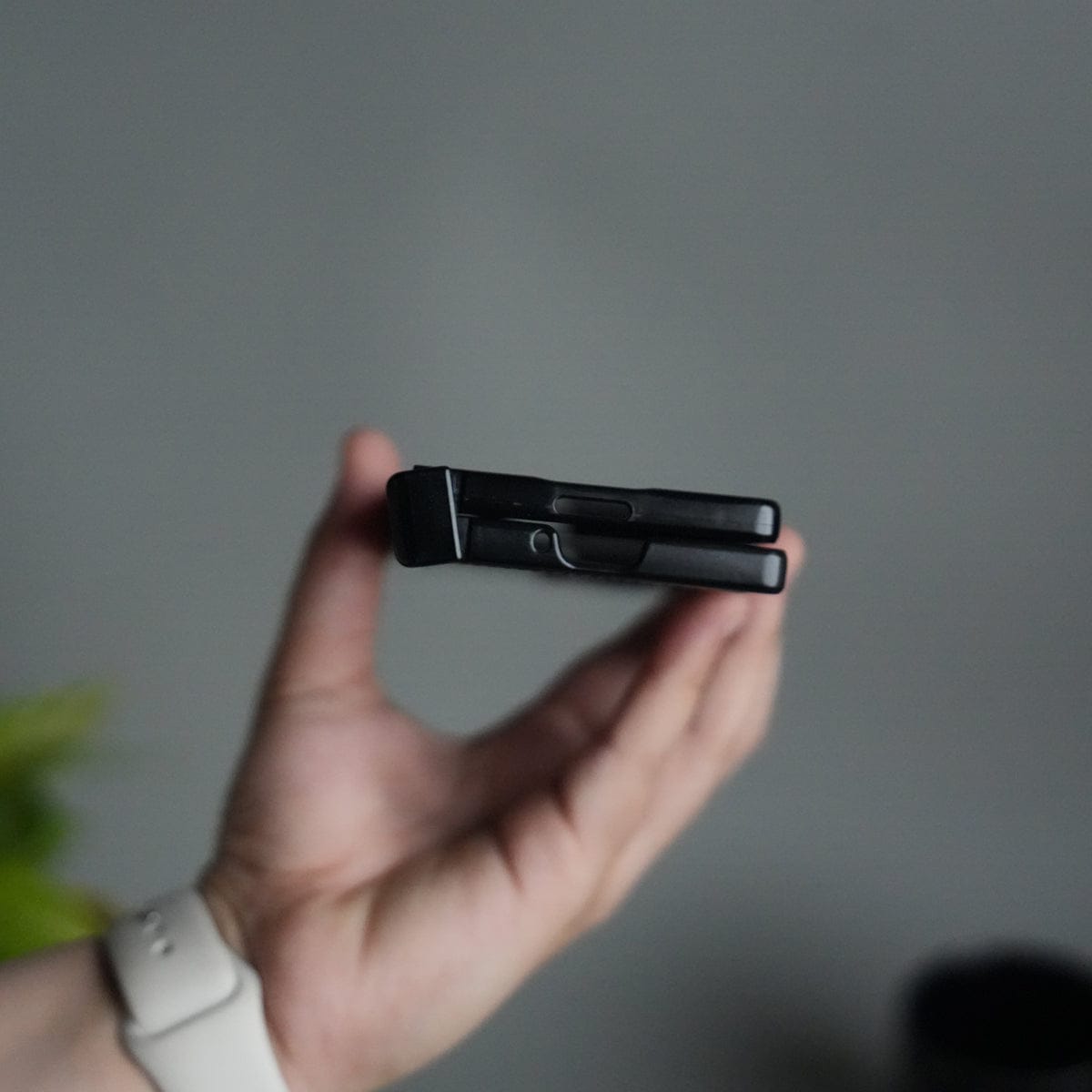 Galaxy Z Fold 6 Carbon Design MagSafe Cover | Hinge Protection | Front Glass Case