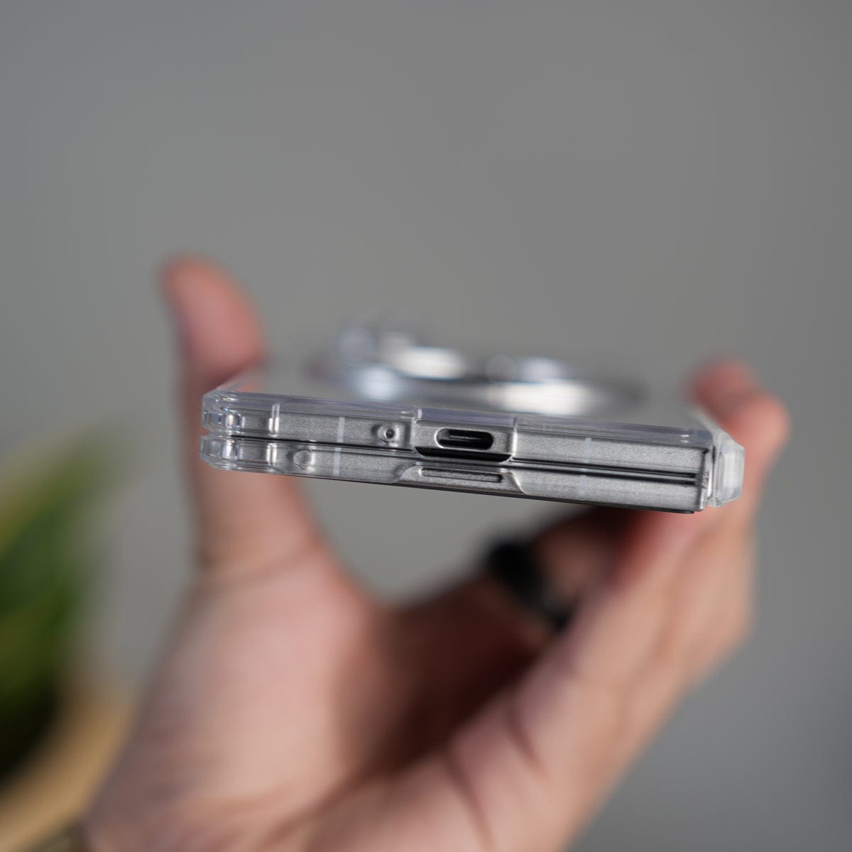 Galaxy Z Fold 7 Transparent Case with Ring Stand | Clear Shockproof Cover