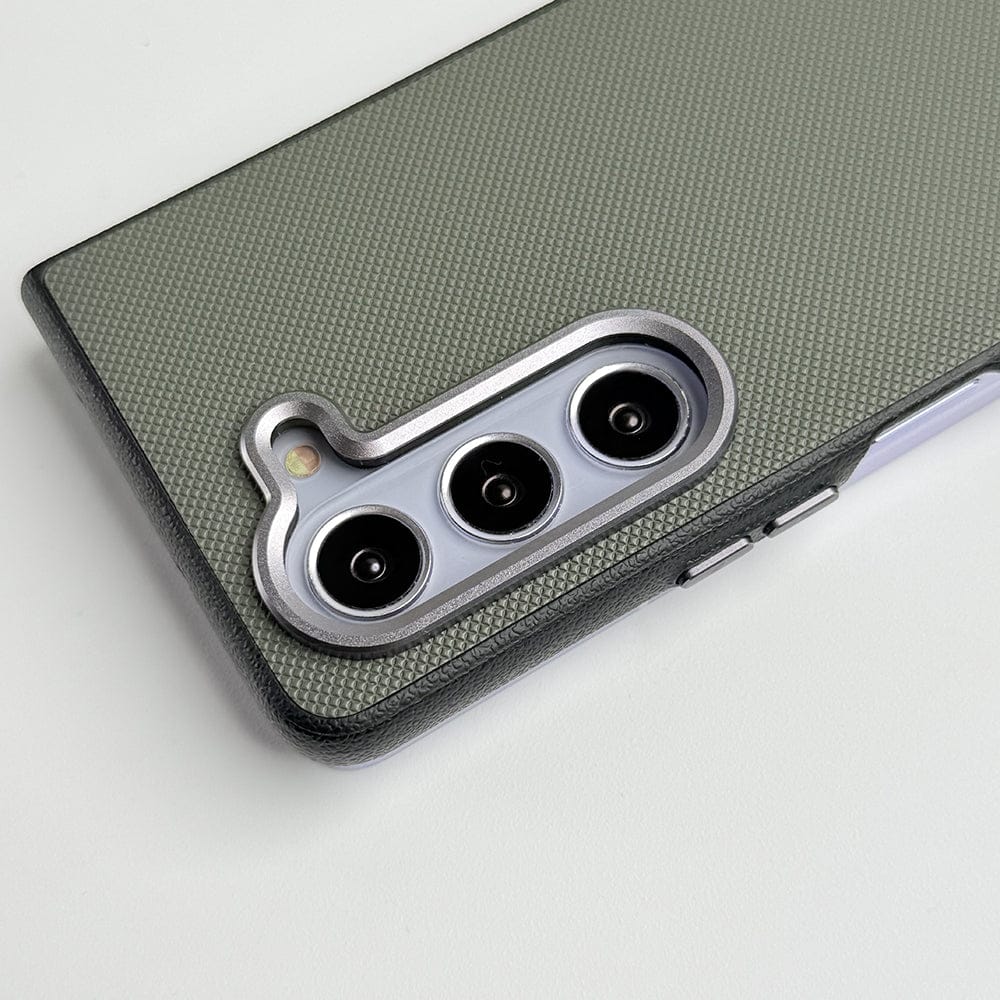 Samsung Galaxy Z Fold 6  Dotted Texture Cover