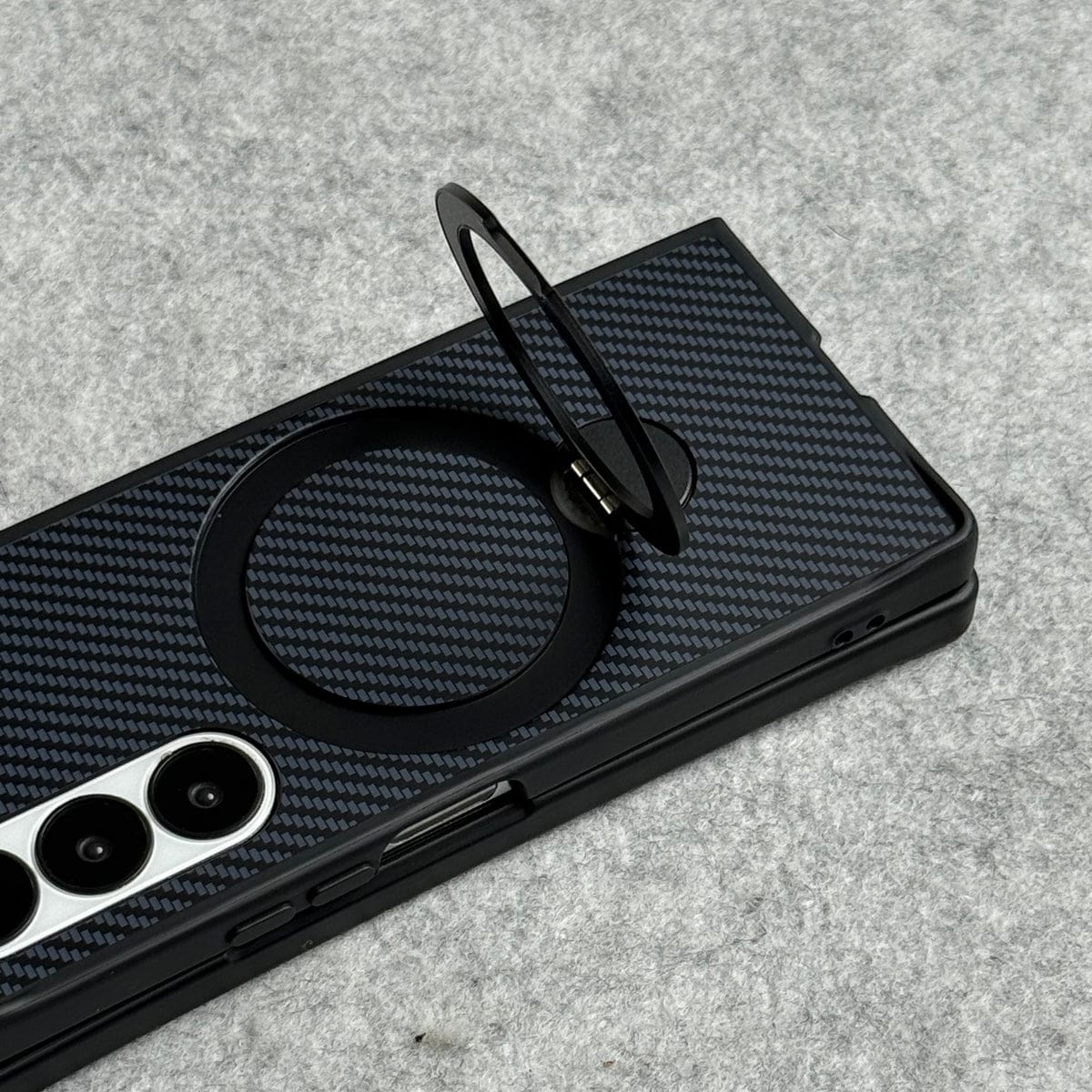 Samsung Galaxy Z fold 7 Premium Carbon Fiber Texture MagSafe Magnetic Stand Case Cover