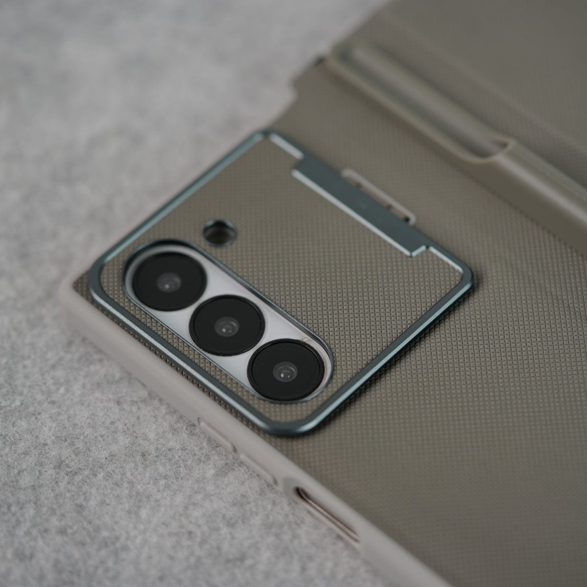 Samsung Galaxy Z Fold 6 Premium Leather Textured Flip Case with Metal Kick Stand Cover