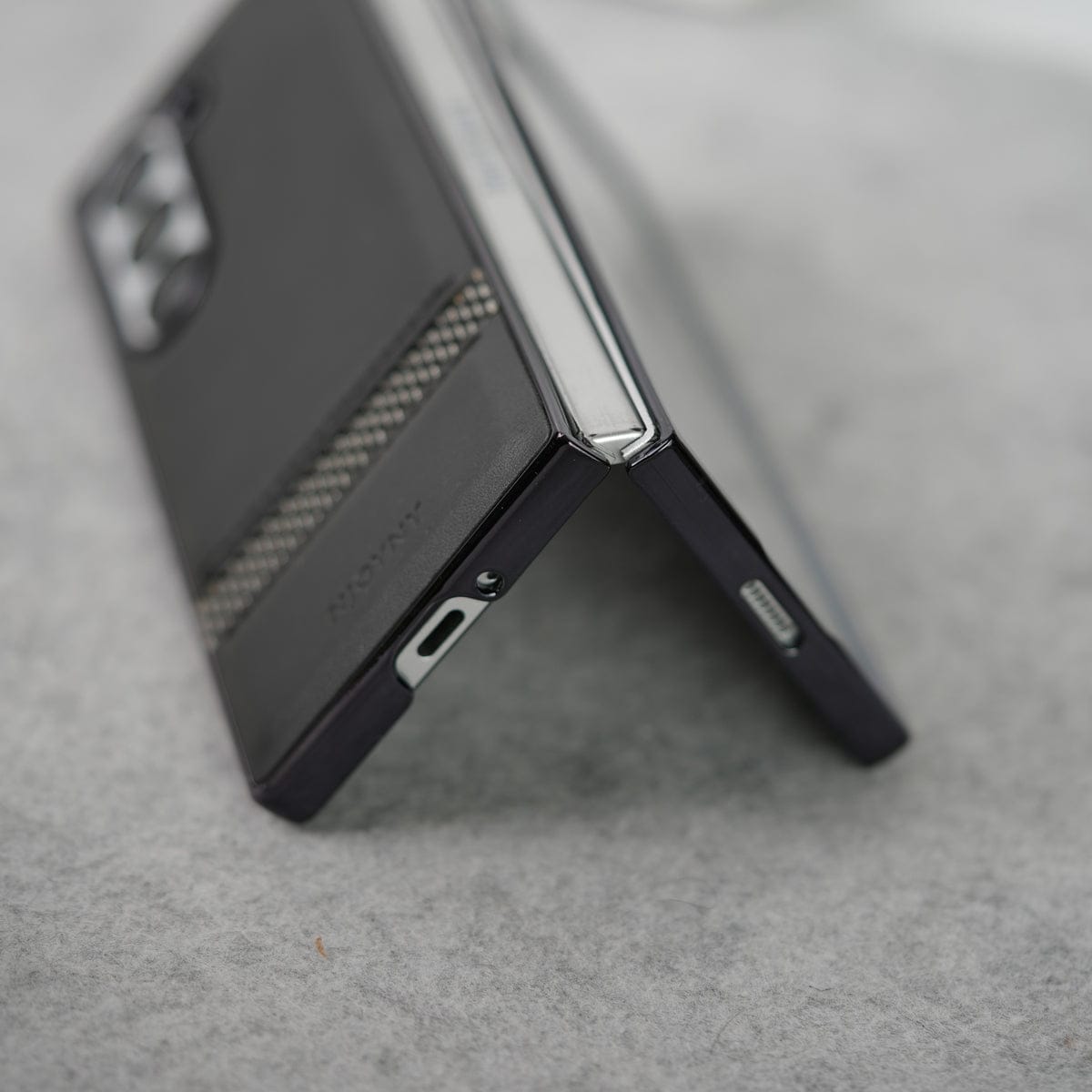 Samsung Galaxy Z Fold 6 Stripe PU Leather Side Chrome Case With Front Glass