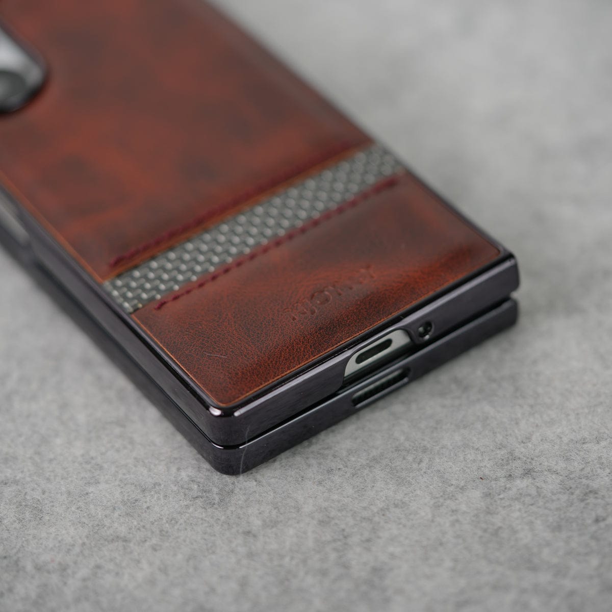 Samsung Galaxy Z Fold 6 Stripe PU Leather Side Chrome Case With Front Glass
