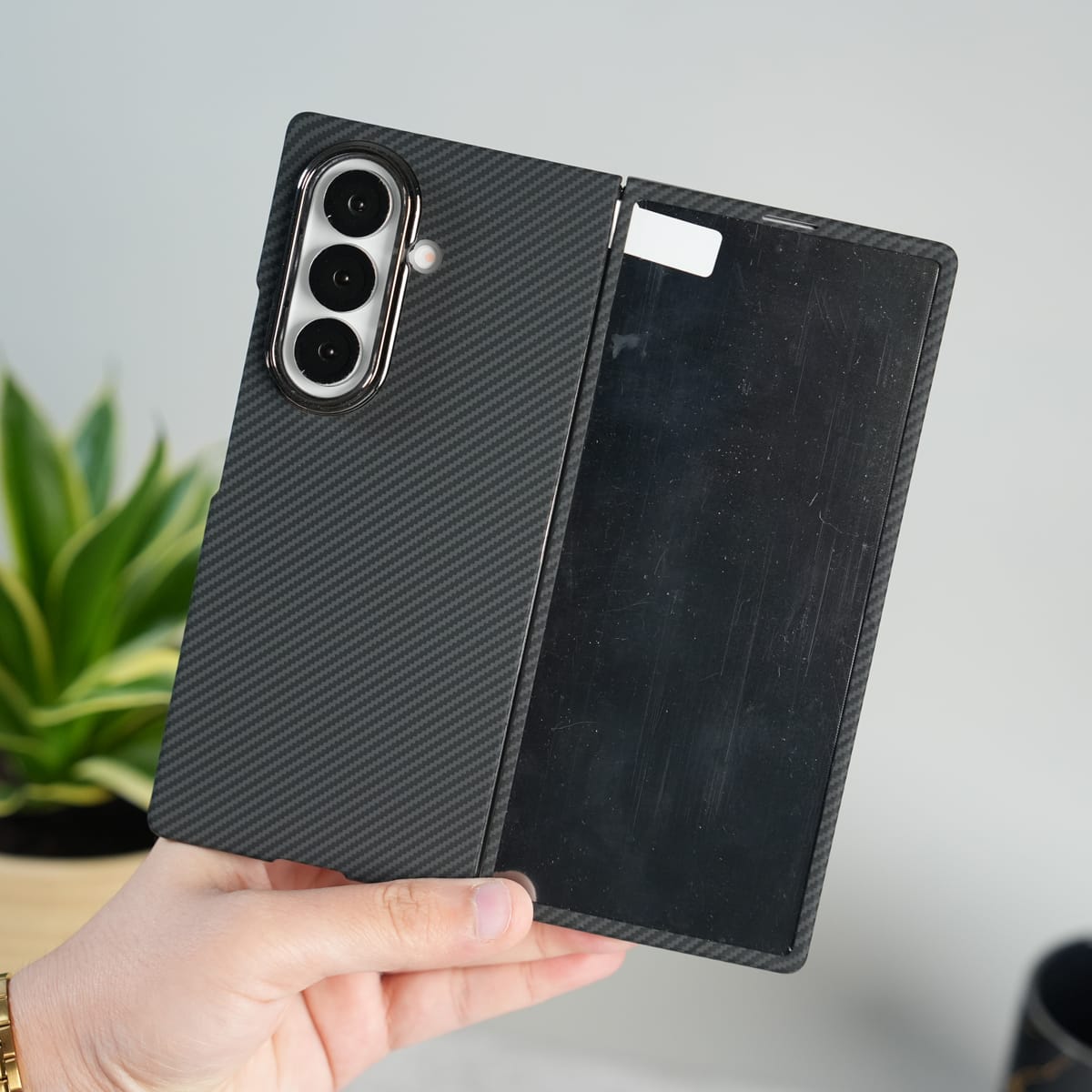 Galaxy Z Fold 7 Ultra-Slim Carbon Fiber Texture Case with Front glass Protection