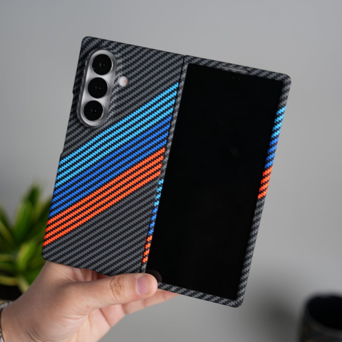 Galaxy Z Fold 6 Carbon Fiber Texture Design Hard Pc MagSafe Case Cover BlueOrangeLine Design