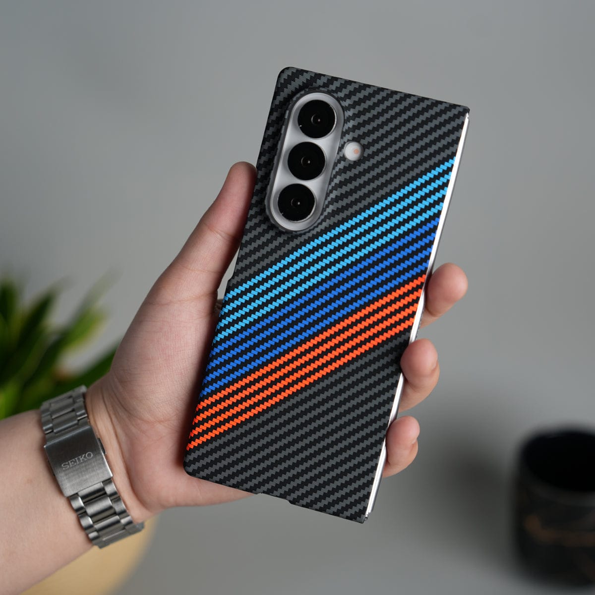 Galaxy Z Fold 7 Carbon Fiber Texture Design Hard Pc MagSafe Case Cover BlueOrangeLine Design