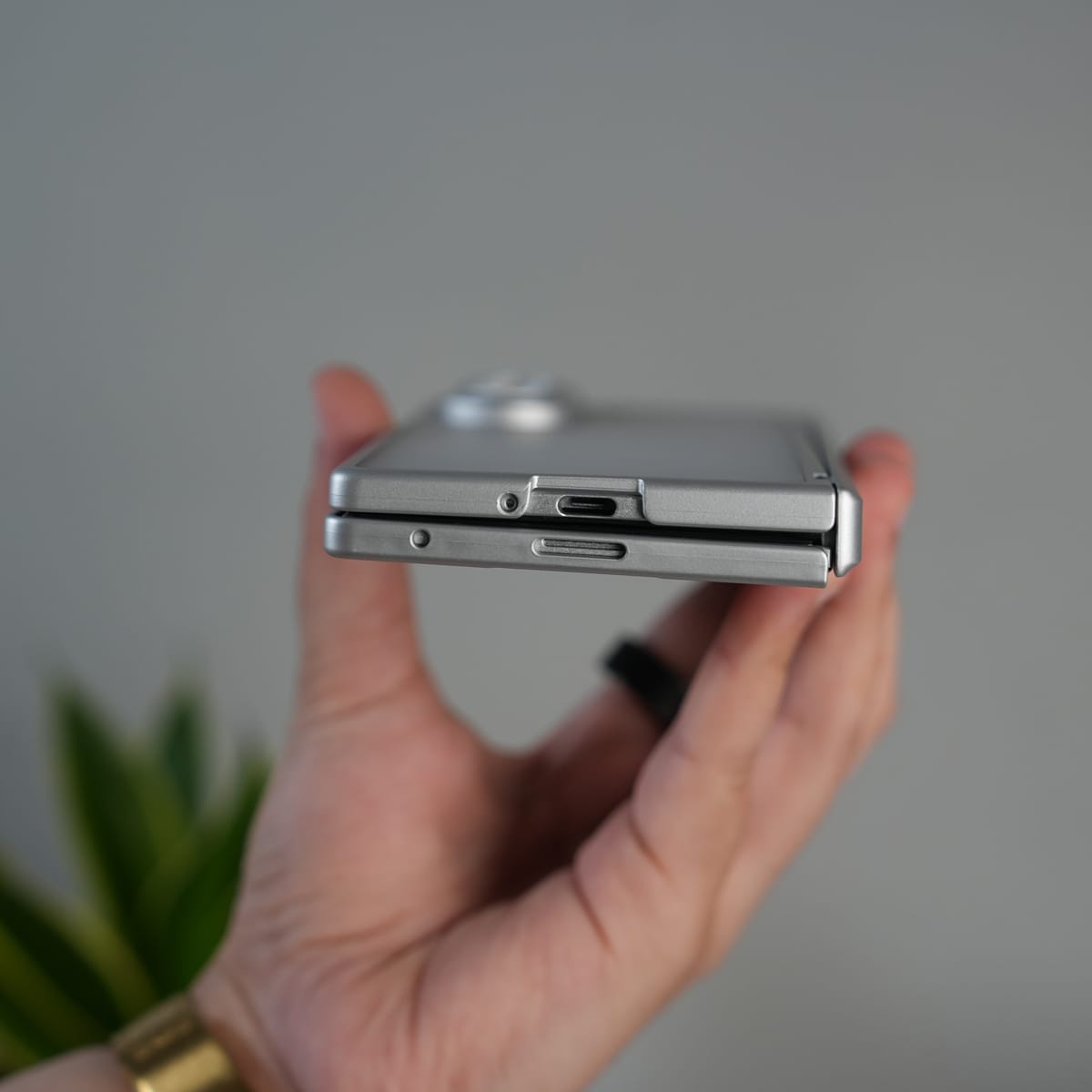 Galaxy Z Fold 7 Frosted Matte Case | Front Glass & Heinge Protection
