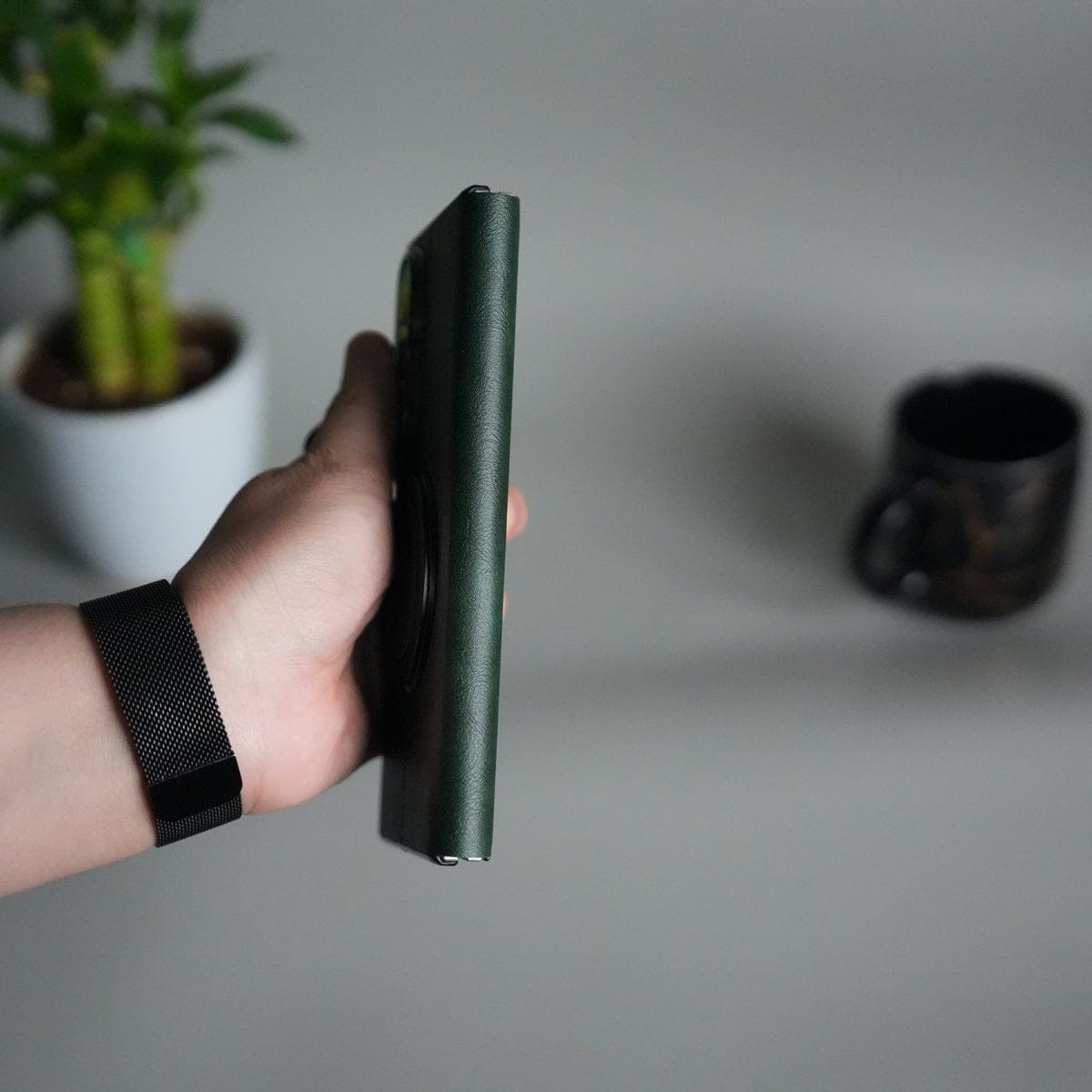 Galaxy Z Fold 6 Luxury Leather Rotating Ring Stand Case