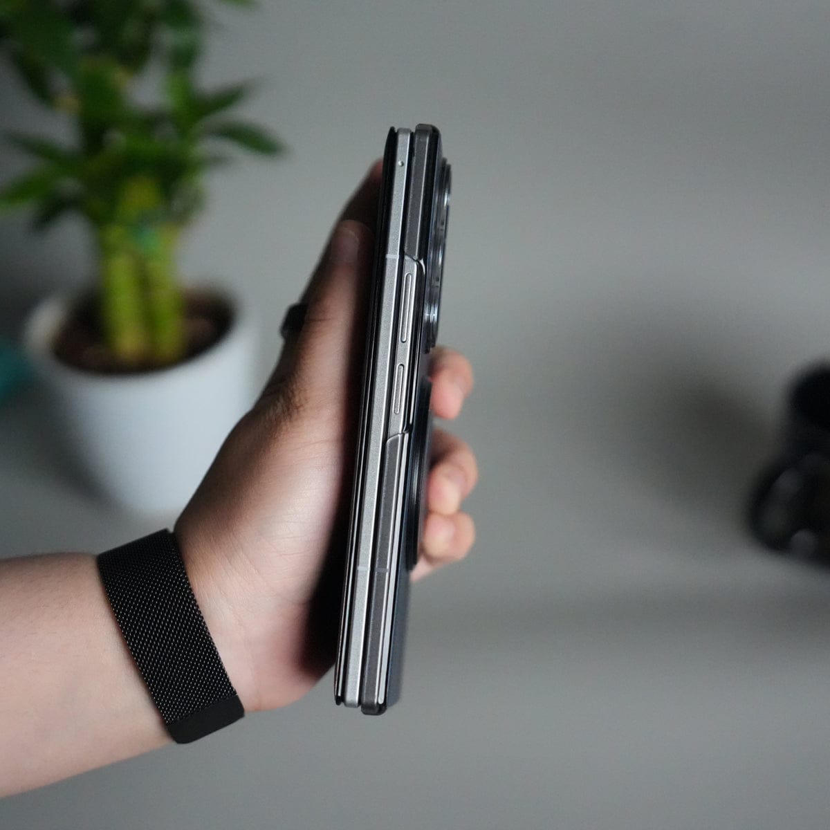 Galaxy Z Fold 6 Luxury Leather Rotating Ring Stand Case