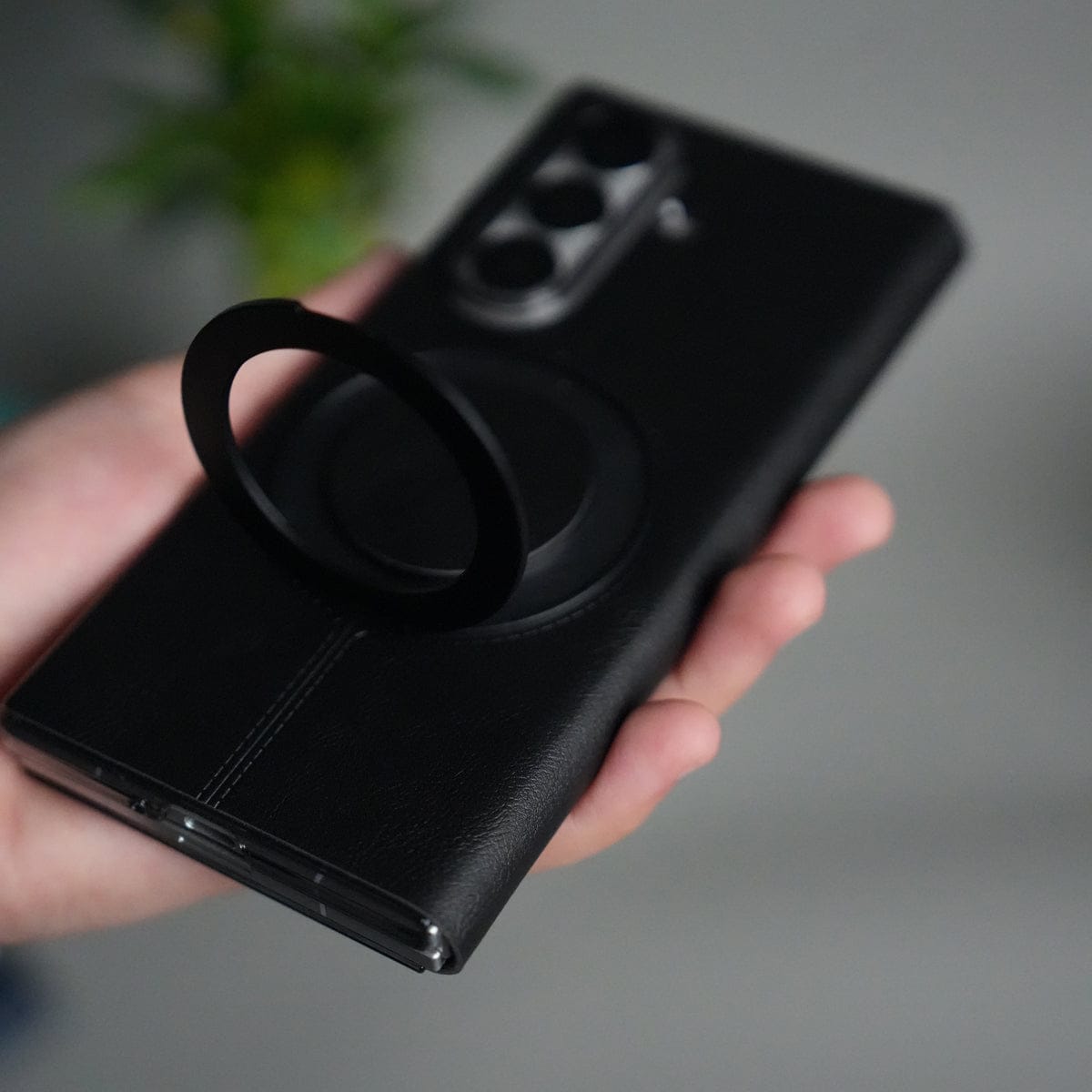 Galaxy Z Fold 6 Luxury Leather Rotating Ring Stand Case