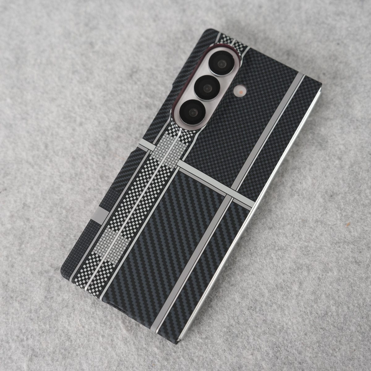 Samsung Galaxy Z Fold 7 Carbon Fiber Texture Aramid Design Hard Pc MagSafe Case Cover