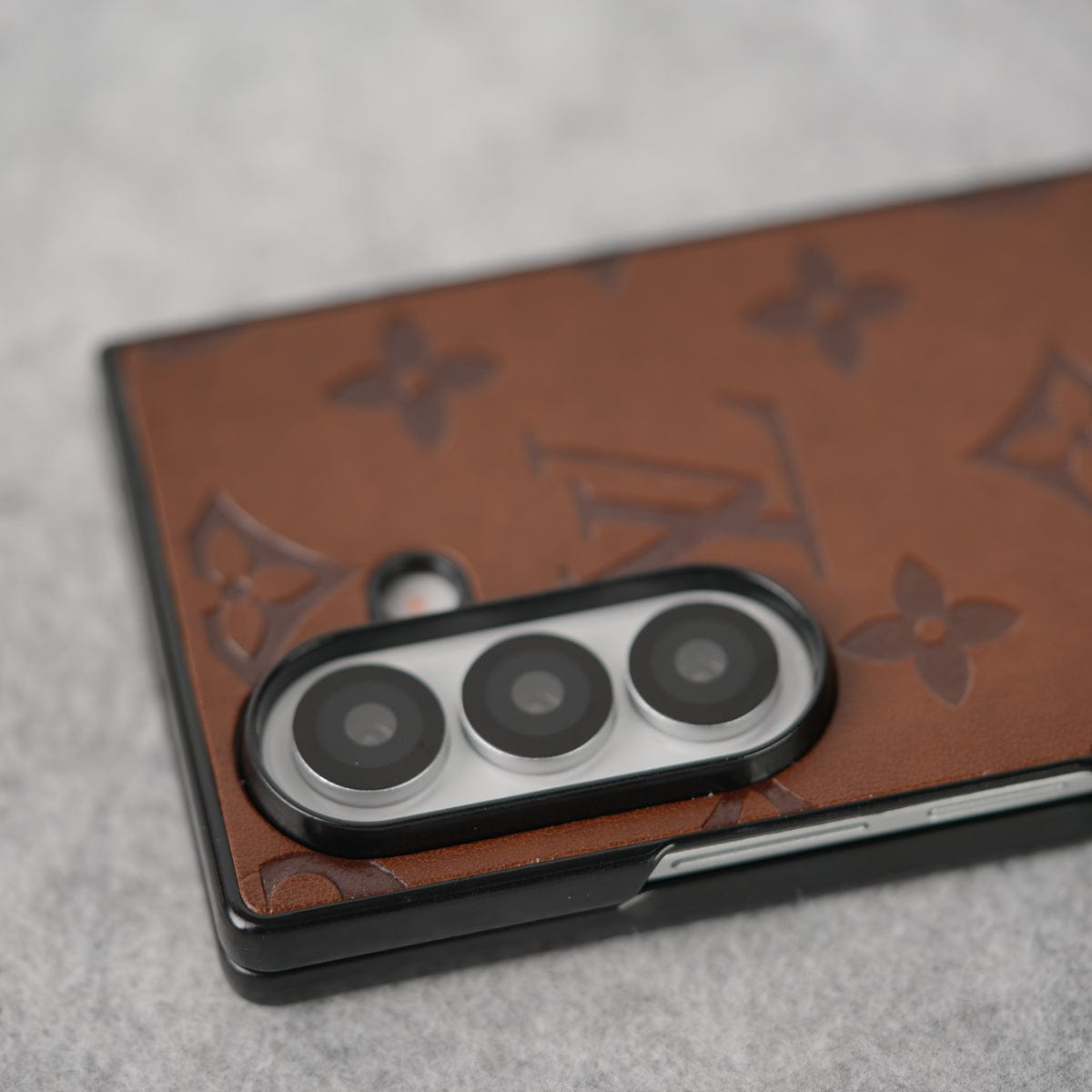 Samsung Galaxy Z Fold 7 Luxury PU Leather Fashion Brand Case Cover