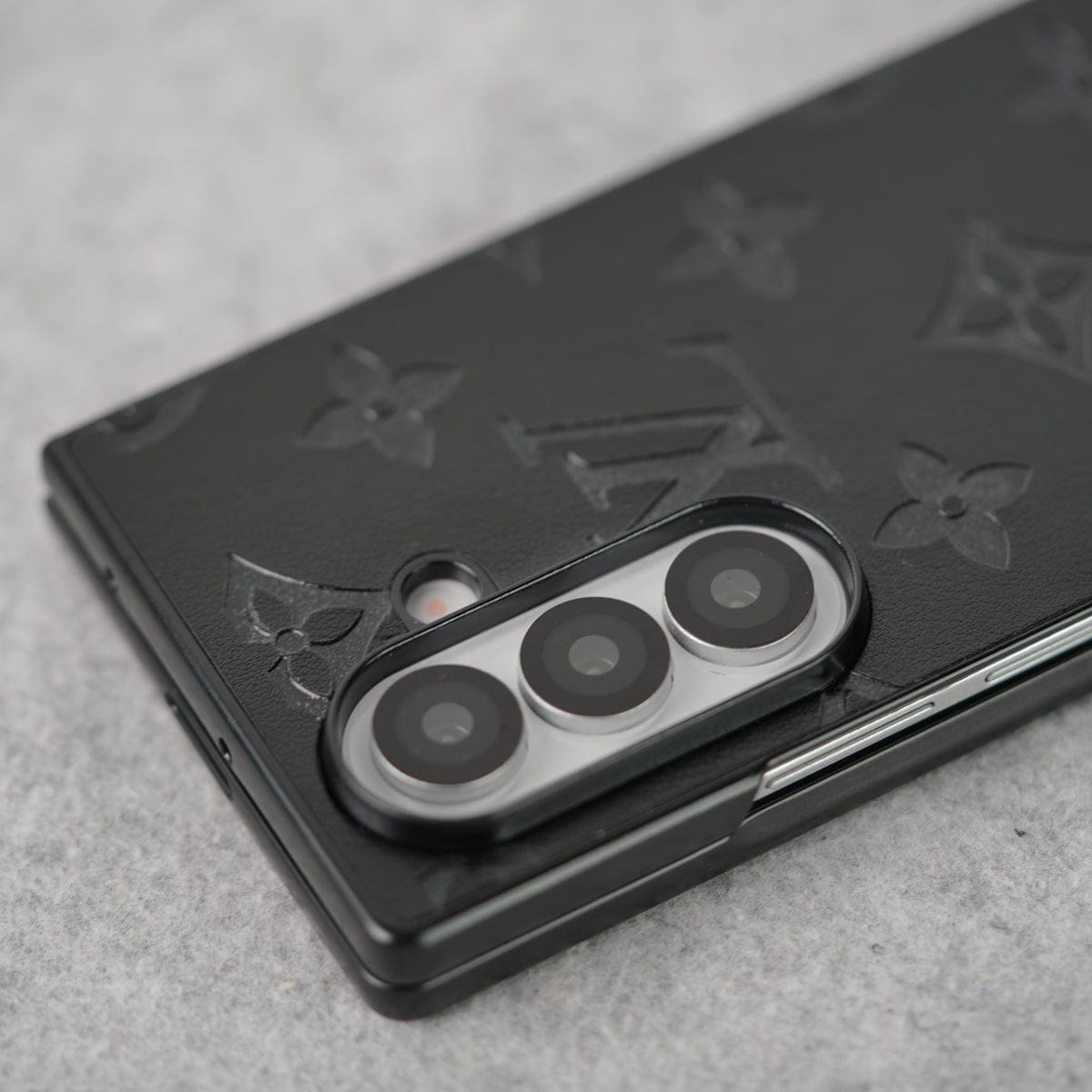 Samsung Galaxy Z Fold 7 Luxury PU Leather Fashion Brand Case Cover
