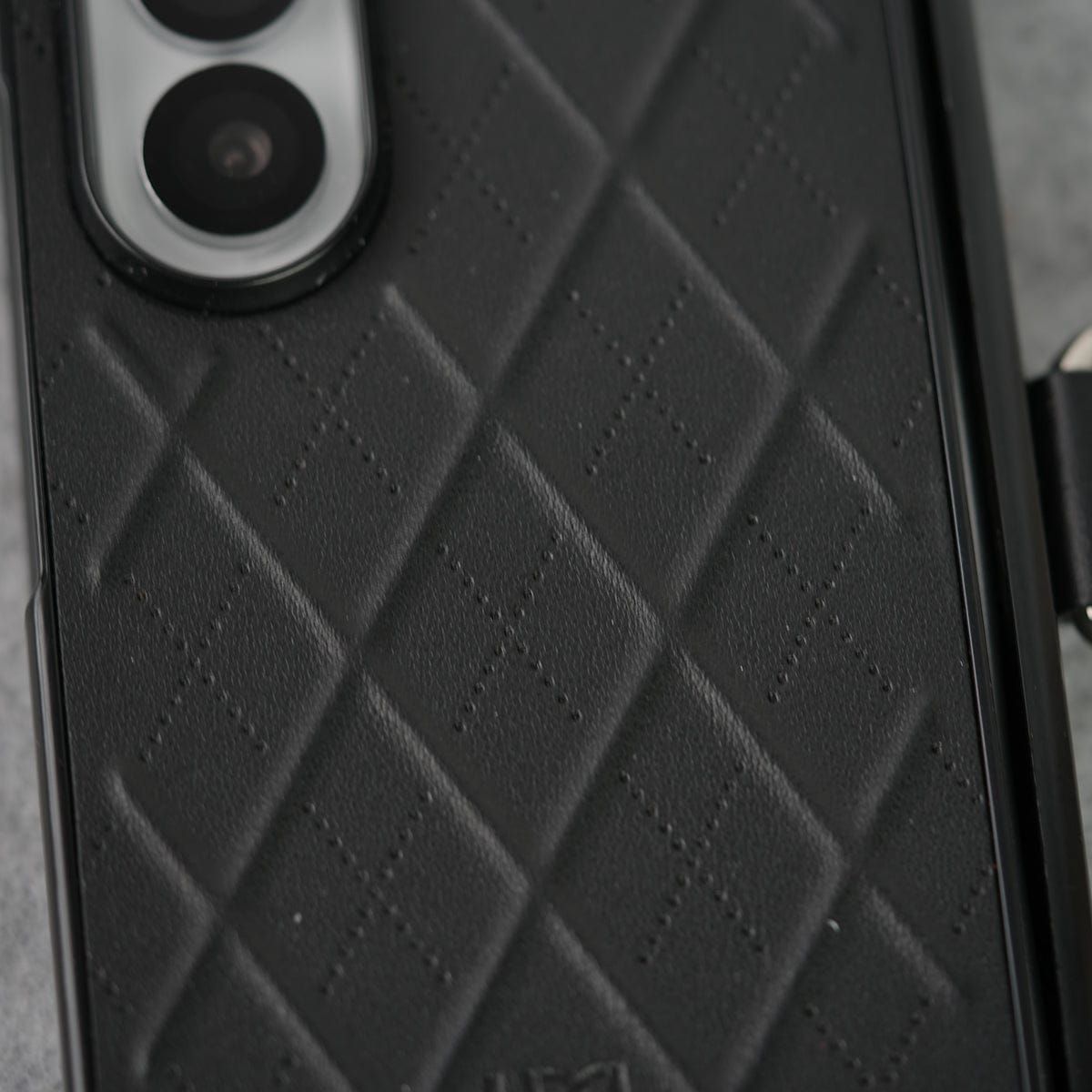 Samsung Galaxy Z Fold 7 PU Leather Cross Dot Hinge Protection Metal Ring Case Cover