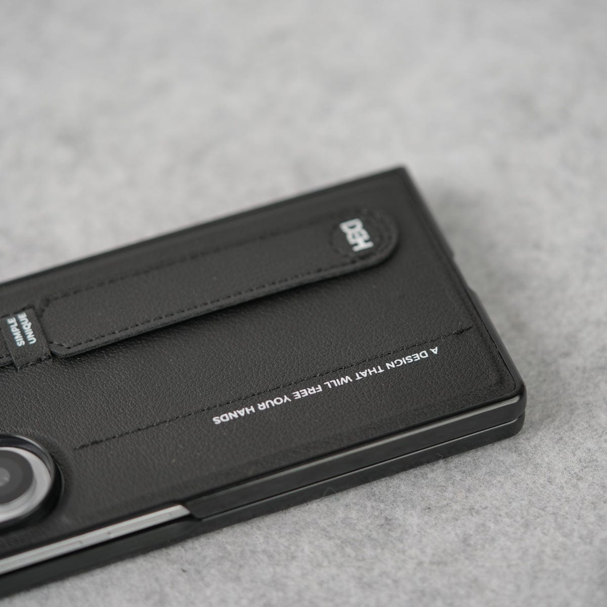 Samsung Galaxy Z Fold 7 PU Leather Grip Holder Case Cover