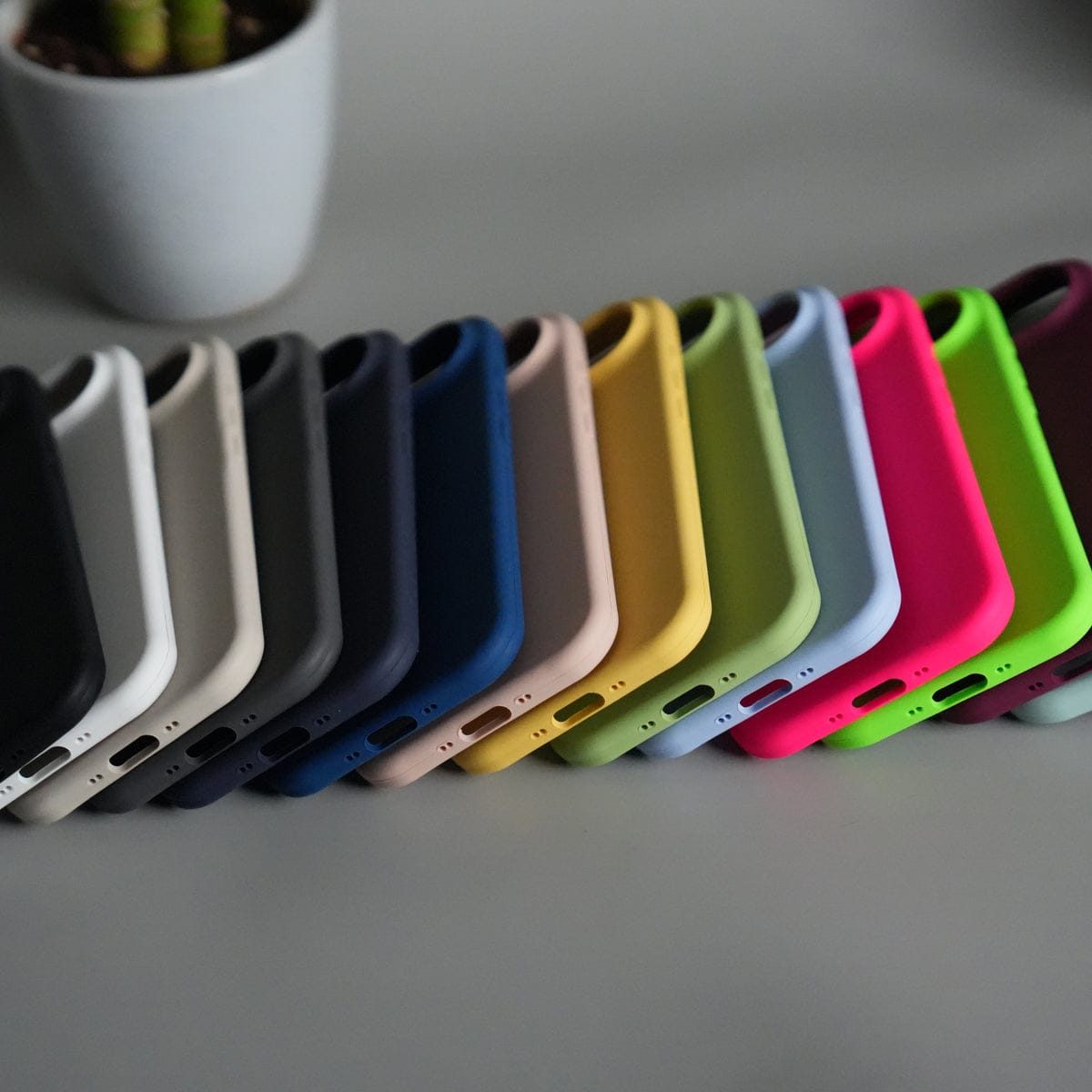 iPhone 17 Air Liquid Silicone Case Cover (Neon Pink)