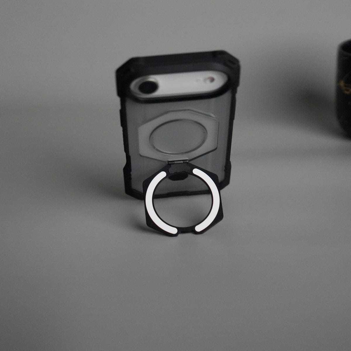 iPhone 17 Air – Rugged Armor MagSafe Case with Metal Kickstand