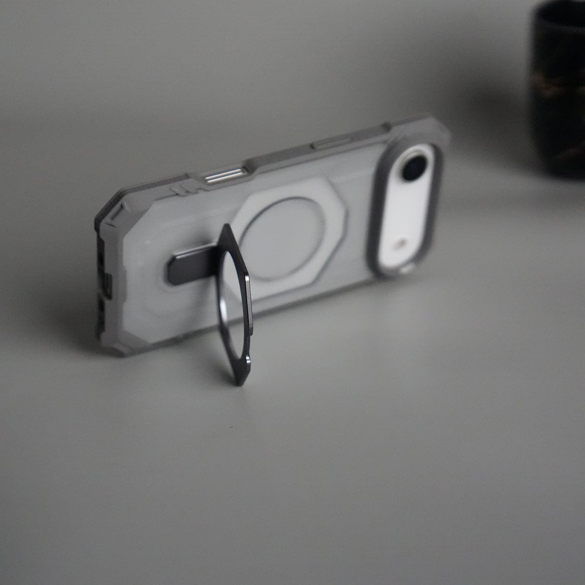 iPhone 17 Air – Rugged Armor MagSafe Case with Metal Kickstand