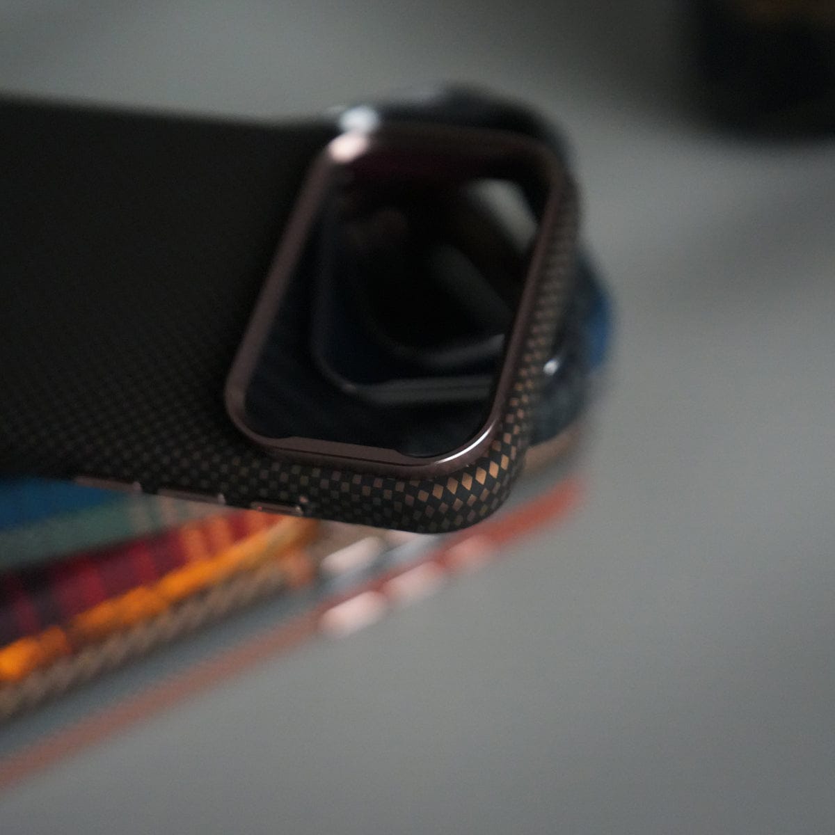 iPhone 17 Pro Carbon Fiber Texture Design Hard Pc MagSafe Case Cover OrangeGreen