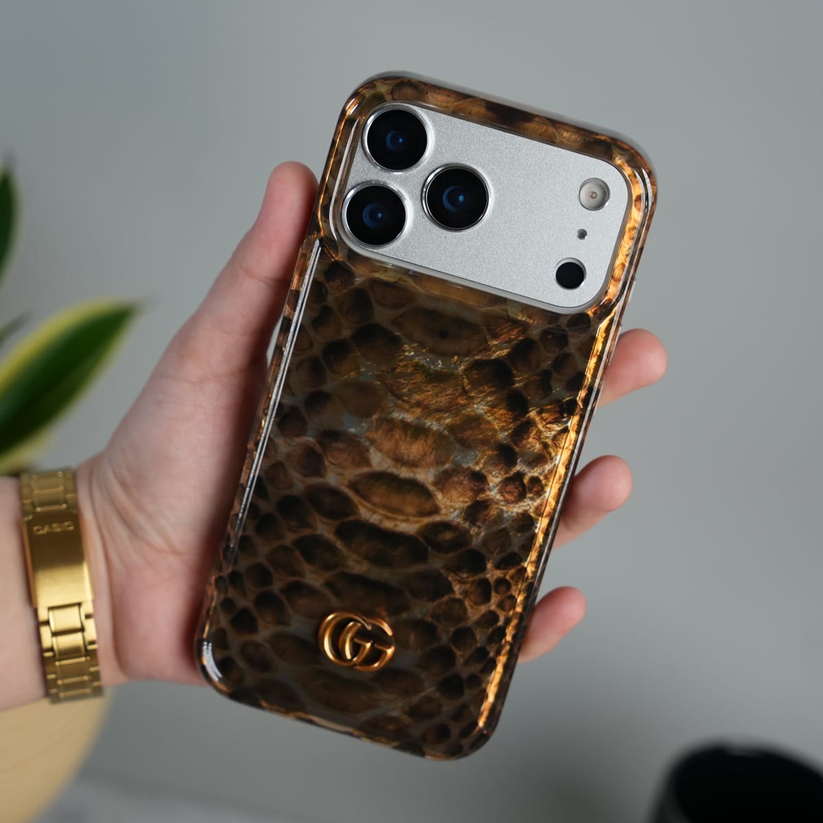 iPhone 17 Series Leopared Print Designer Fashion Case