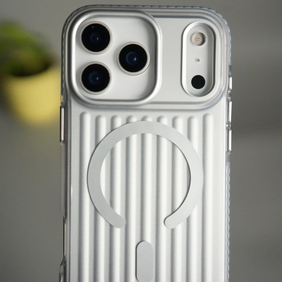 iPhone 17 Pro MagSafe Suitcase Design Case | Shiny Texture Back Cover