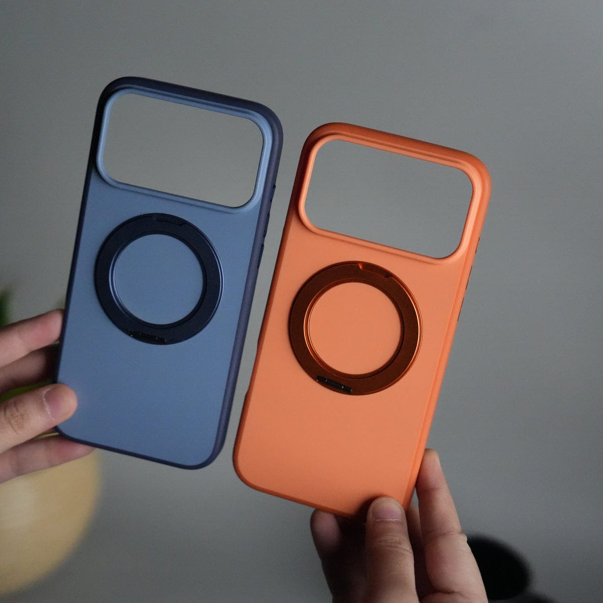 iPhone 17 Pro Matte Shockprof Case with Metal 360Â° Kickstand