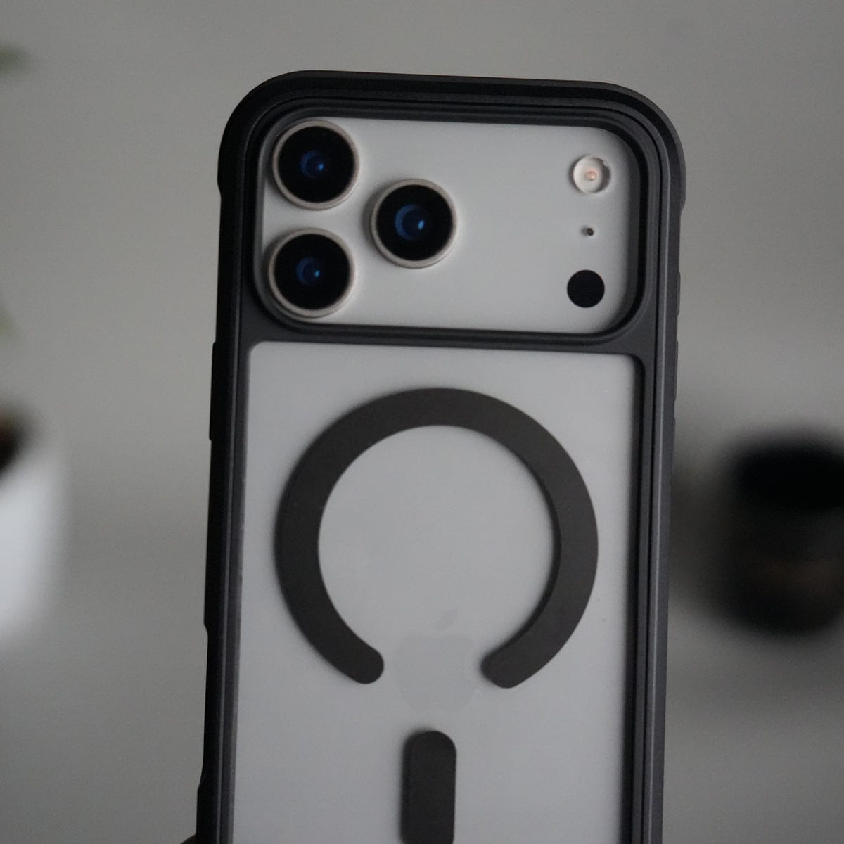 iPhone 17 Pro Military Grade Durable Aluminum Frame MagSafe Case | Anti-Yellowing Technology Case