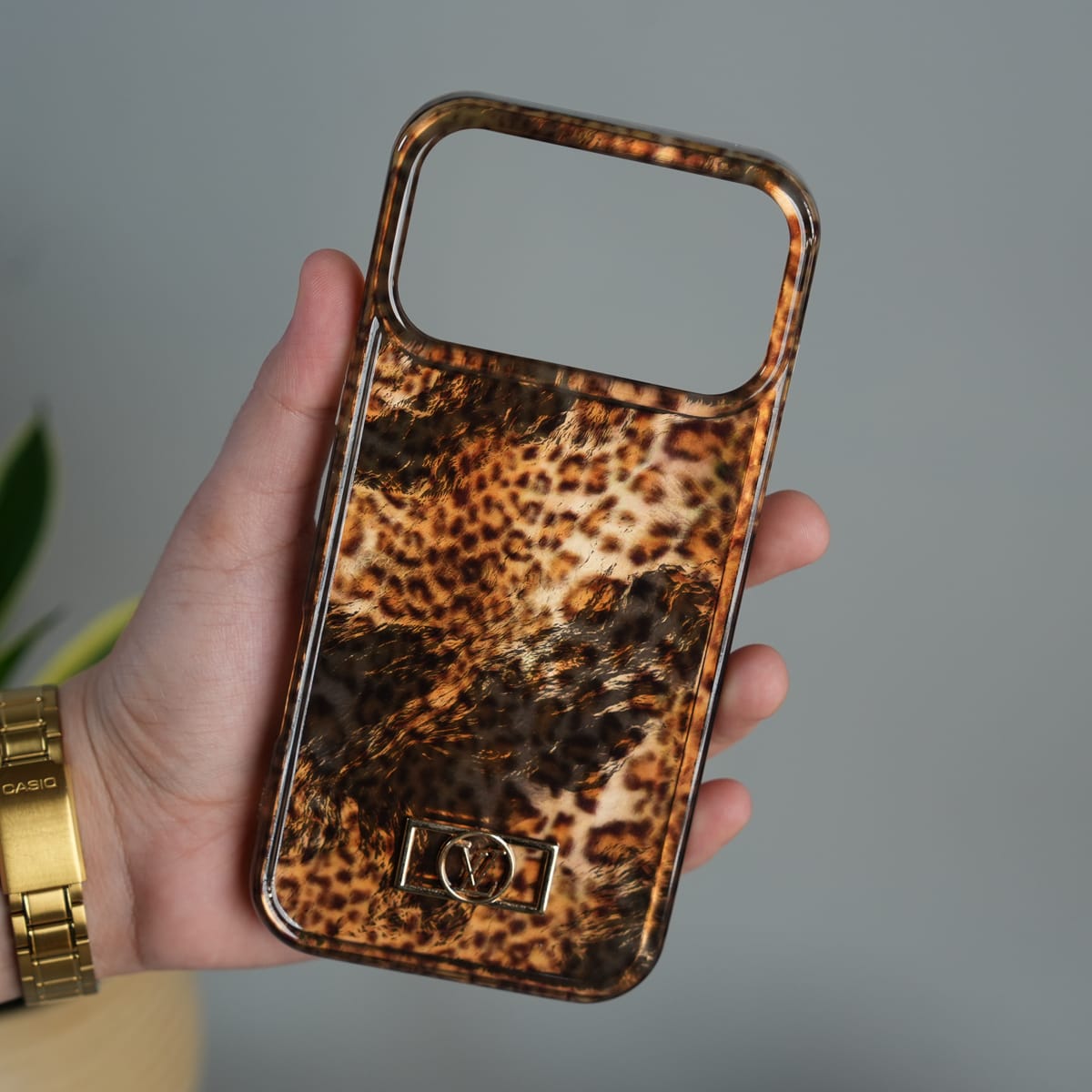iPhone 17 Series Leopared Print Designer Fashion Case