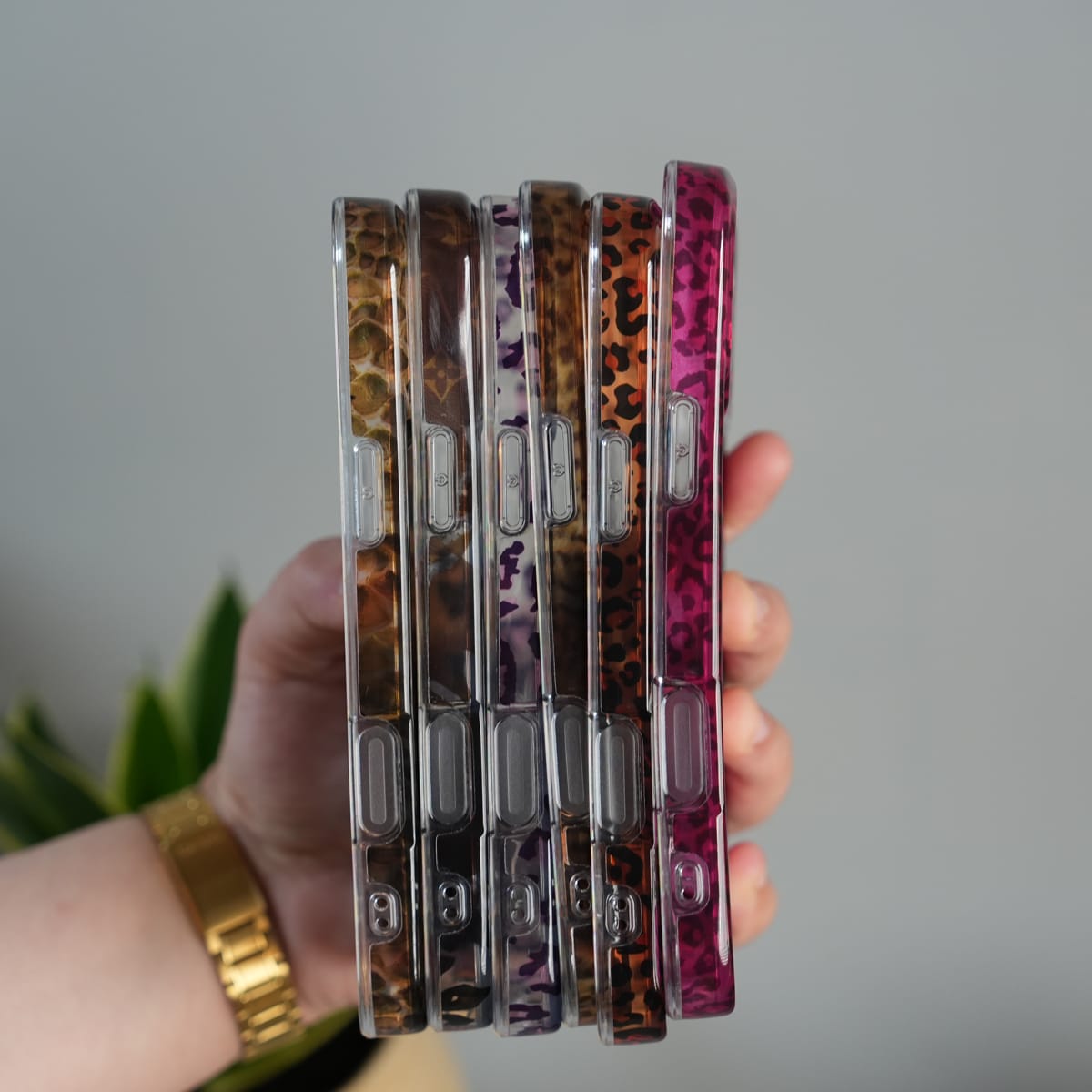 iPhone 17 Series Leopared Print Designer Fashion Case