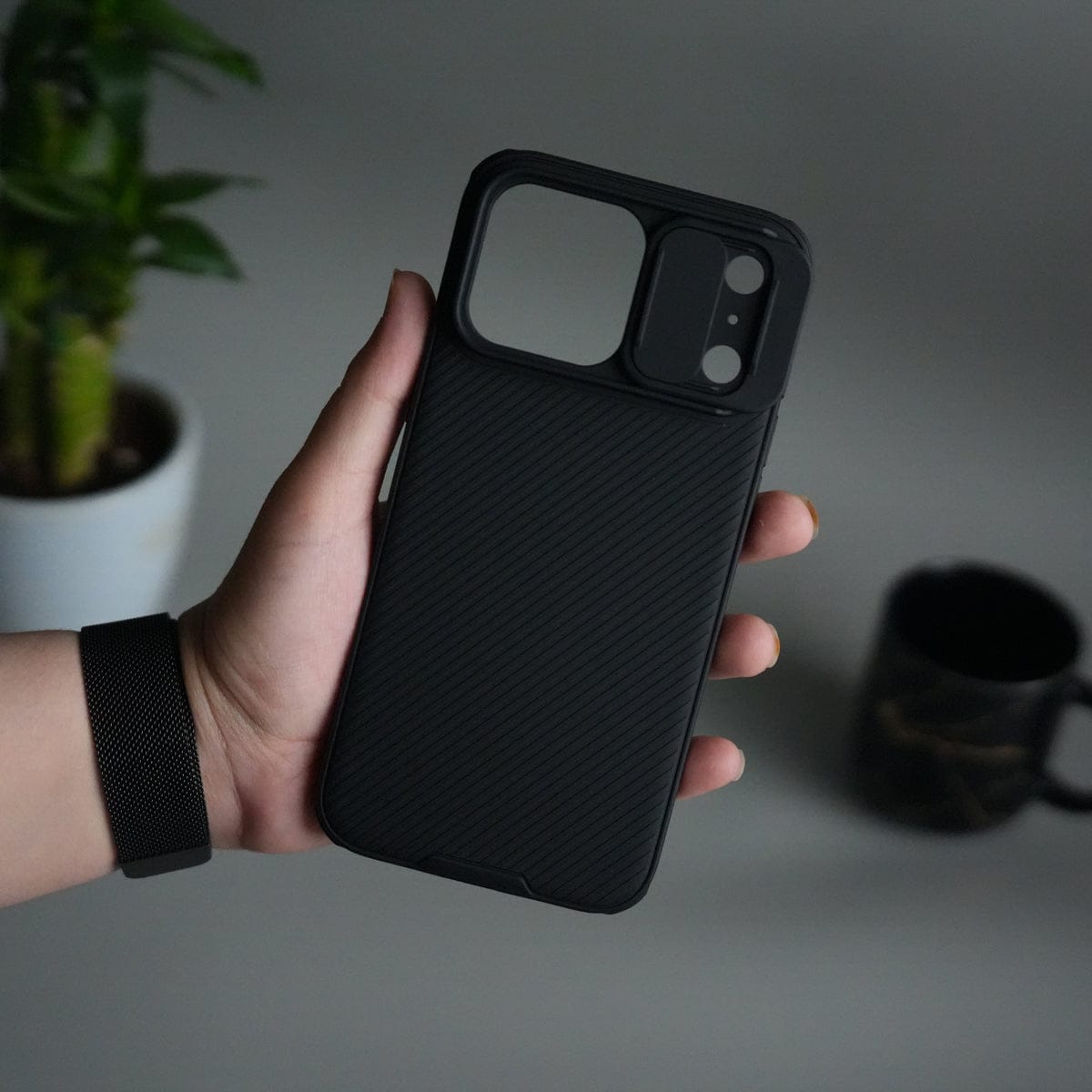 Nillkin iPhone 17 Pro Camera Shutter Case | Slim Shockproof Privacy Cover with Lens Protection