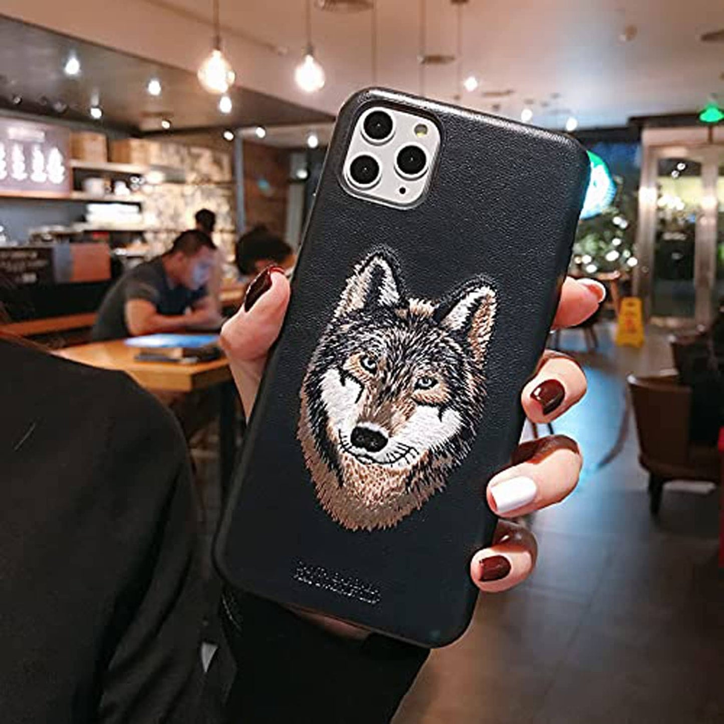 iPhone Luxury Santa Barbara Leather Savana Series Wolf Back Cover