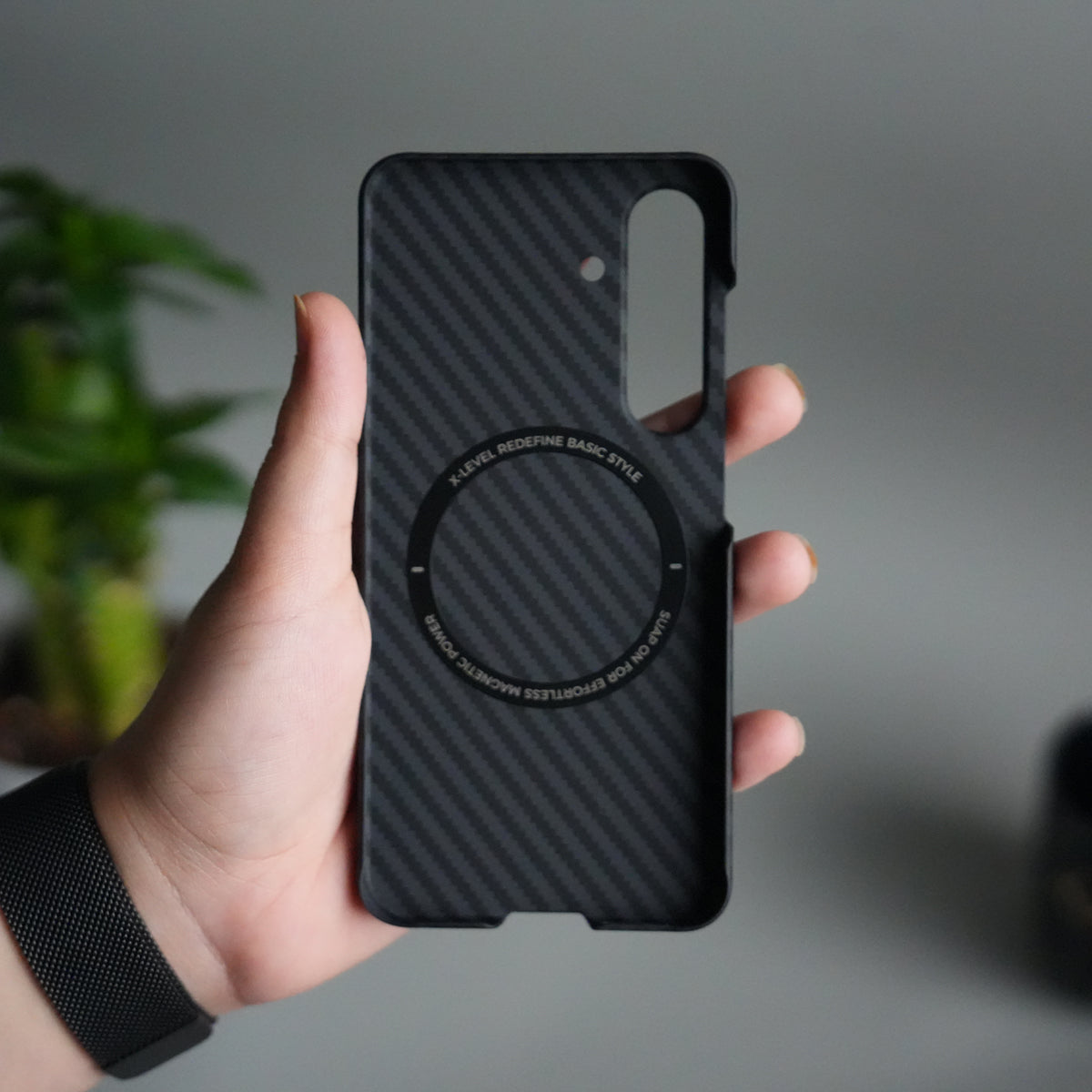 Galaxy S24 Carbon Fiber Slim Case | Ultra-Thin Magnetic Charging Ring Cover