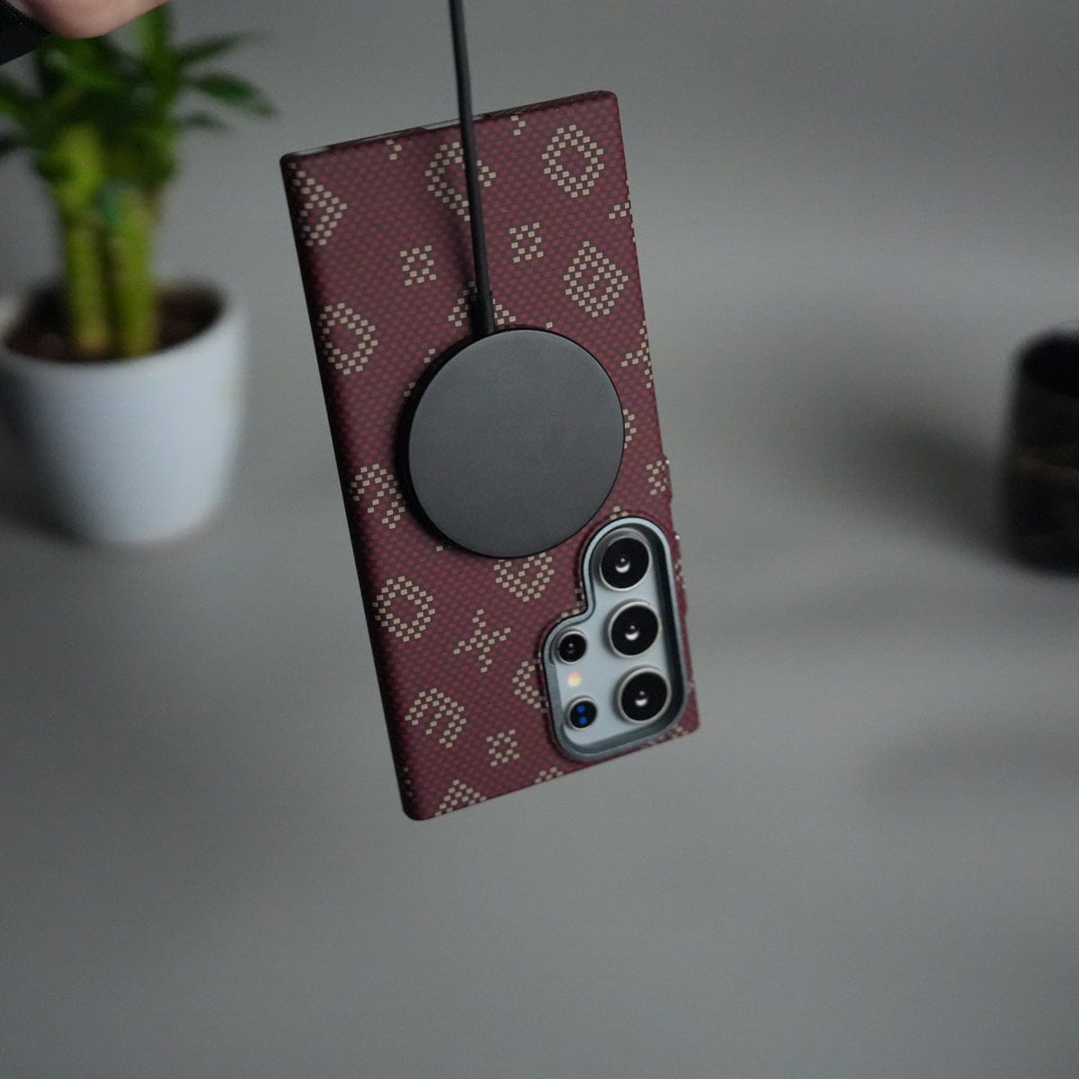 Galaxy S24 Ultra Aramid Fiber Case | Slim Magnetic Charging Ring Cover | Maroon