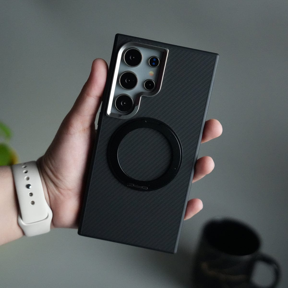 Galaxy S24 Ultra CarbonShield Metal Camera Ring and Rotating Stand Case