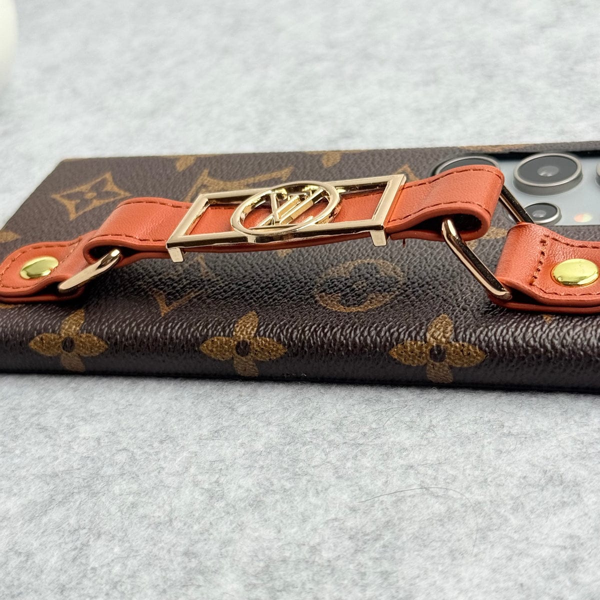 Samsung Galaxy S24 Ultra Luxury Brand Strap Holder Cover