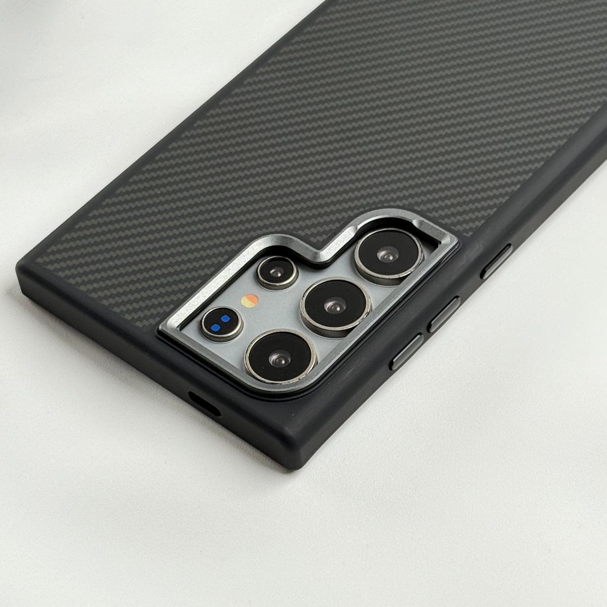 Samsung Galaxy S24 Ultra Premium Carbon Fiber Texture Case Cover