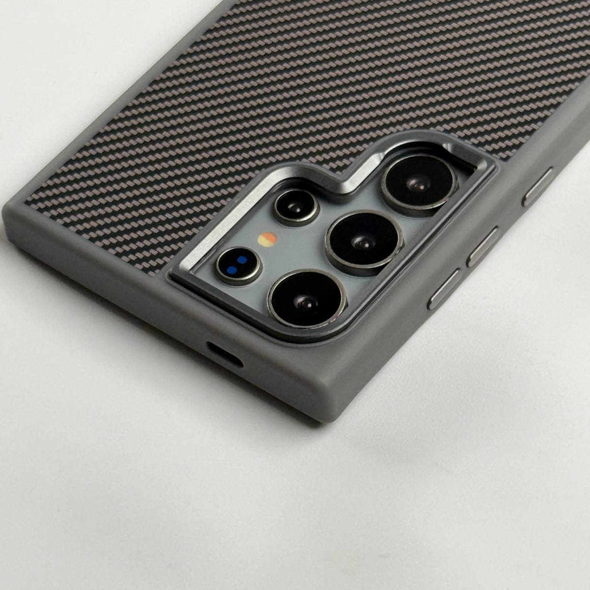 Samsung Galaxy S24 Ultra Premium Carbon Fiber Texture Case Cover