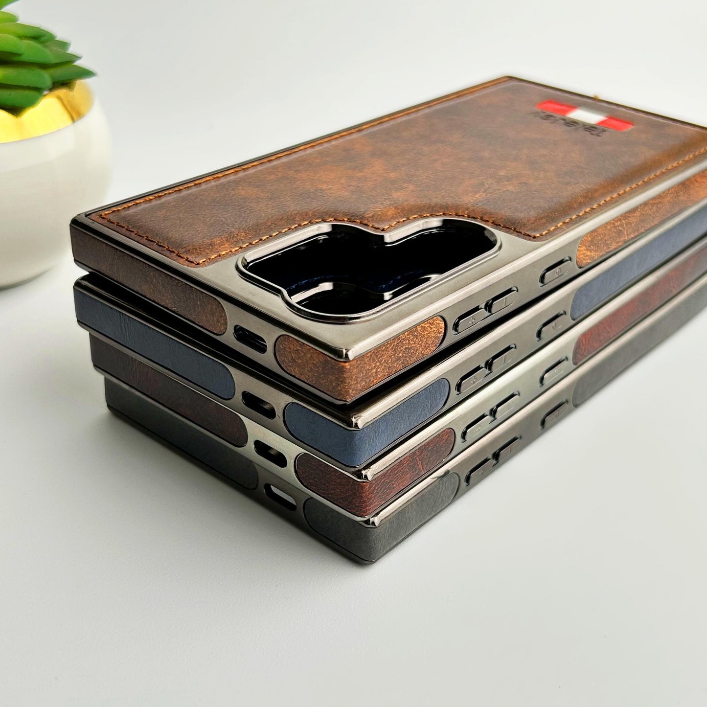 Samsung Galaxy S24 Ultra Textured PU Leather Side Chrome Case Cover