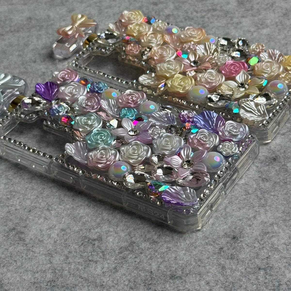 Samsung Galaxy S25 Perfume Rhinestone Diamond Design Sling Girly Cover