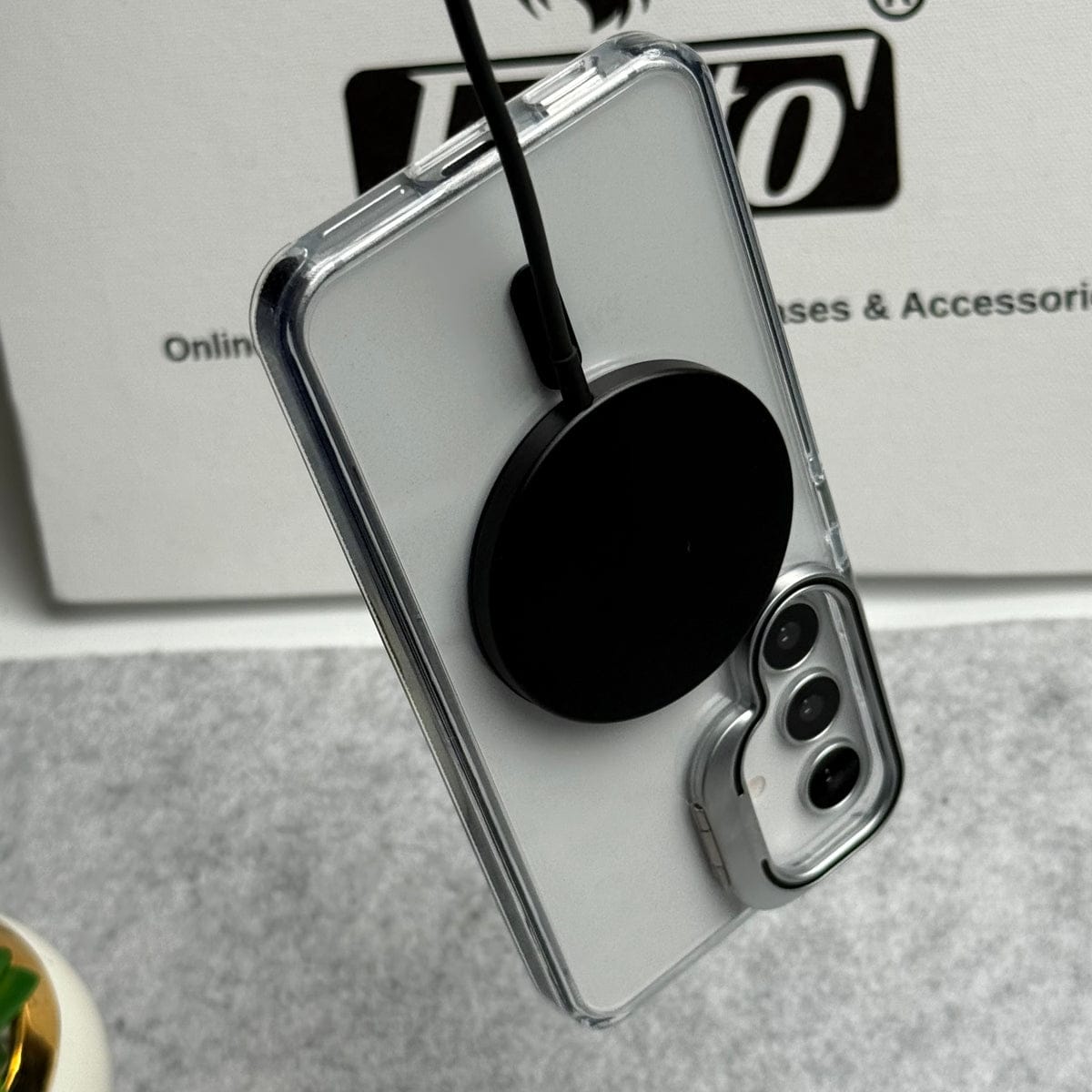 Samsung Galaxy S25FE Transparent MagSafe Cover With Metal Camera Bump Kick Stand