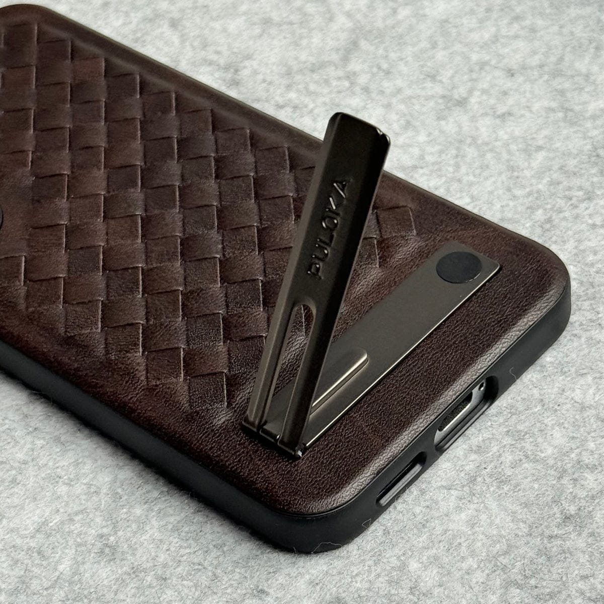 Samsung Galaxy S25 Weave Leather with Metal Kickstand Slim Back Cover