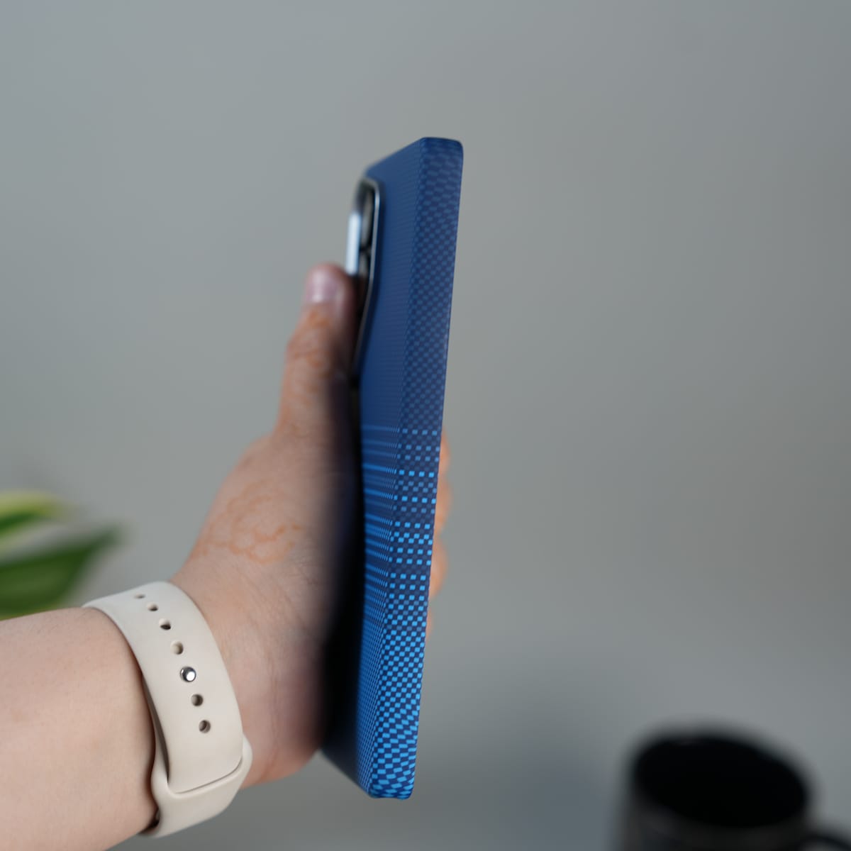 Galaxy S25 Ultra Carbon Fiber Texture Design Hard Pc MagSafe Case Cover BlueDot