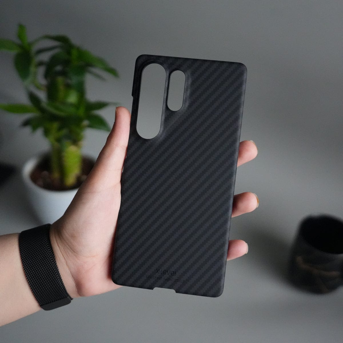 Galaxy S25 Ultra Carbon Fiber Slim Case | Ultra-Thin Magnetic Charging Ring Cover