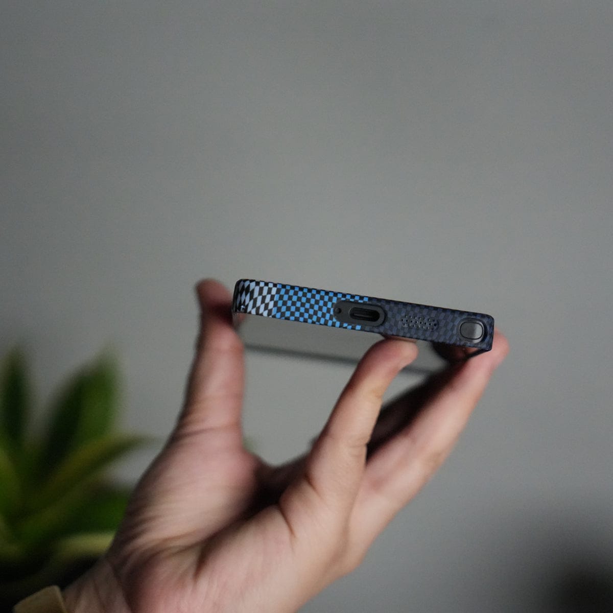 Galaxy S24 Ultra Carbon Fiber Texture Aramid Design Hard Pc MagSafe Cover | BlueMix Design